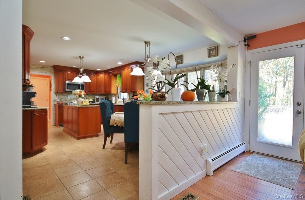 Chester, New York, 10918, United States, 4 Bedrooms Bedrooms, ,4 BathroomsBathrooms,Residential,For Sale,1979405