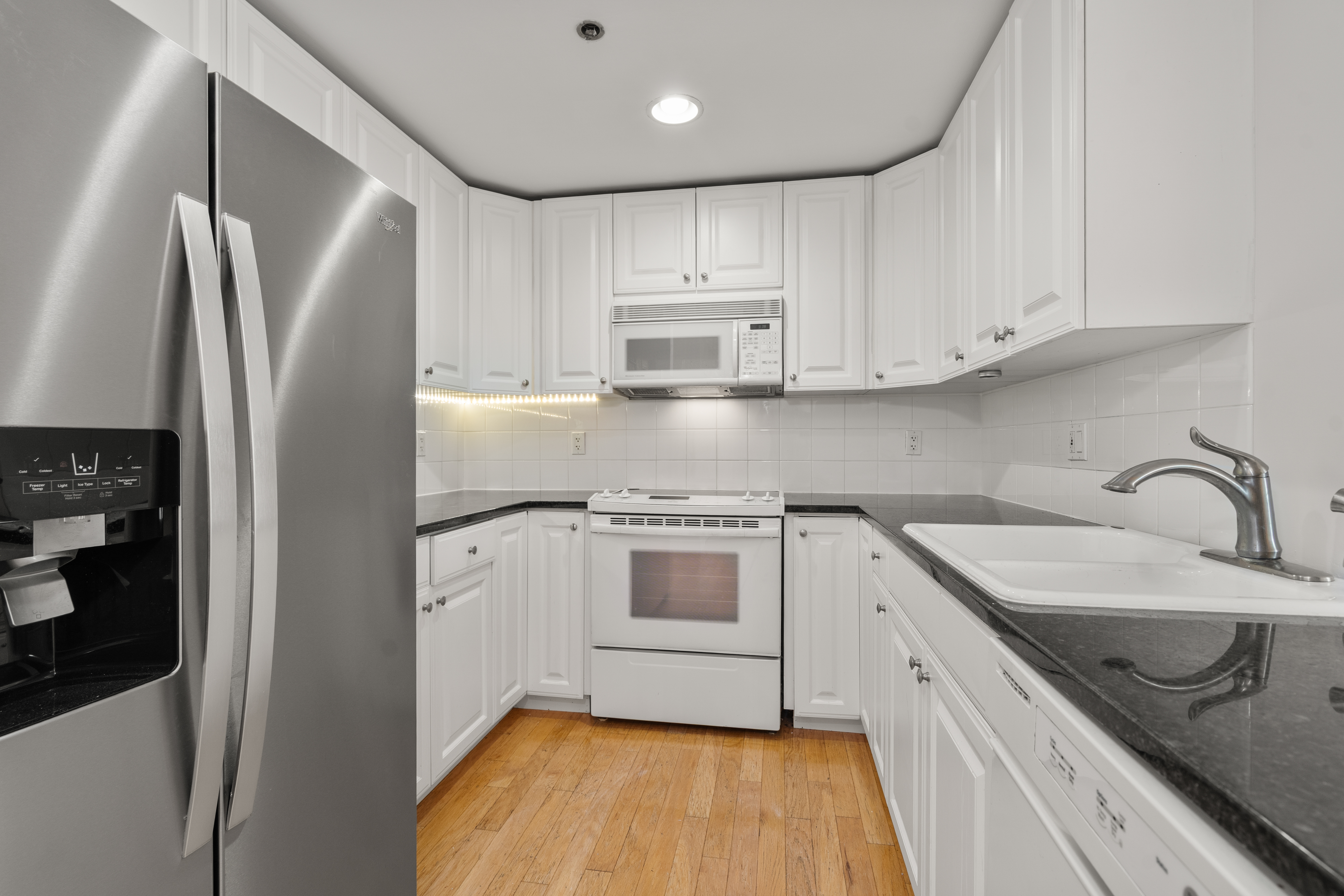  73 Chelsea Street, Unit 305, Boston, MA, 02129 - 物件實景
