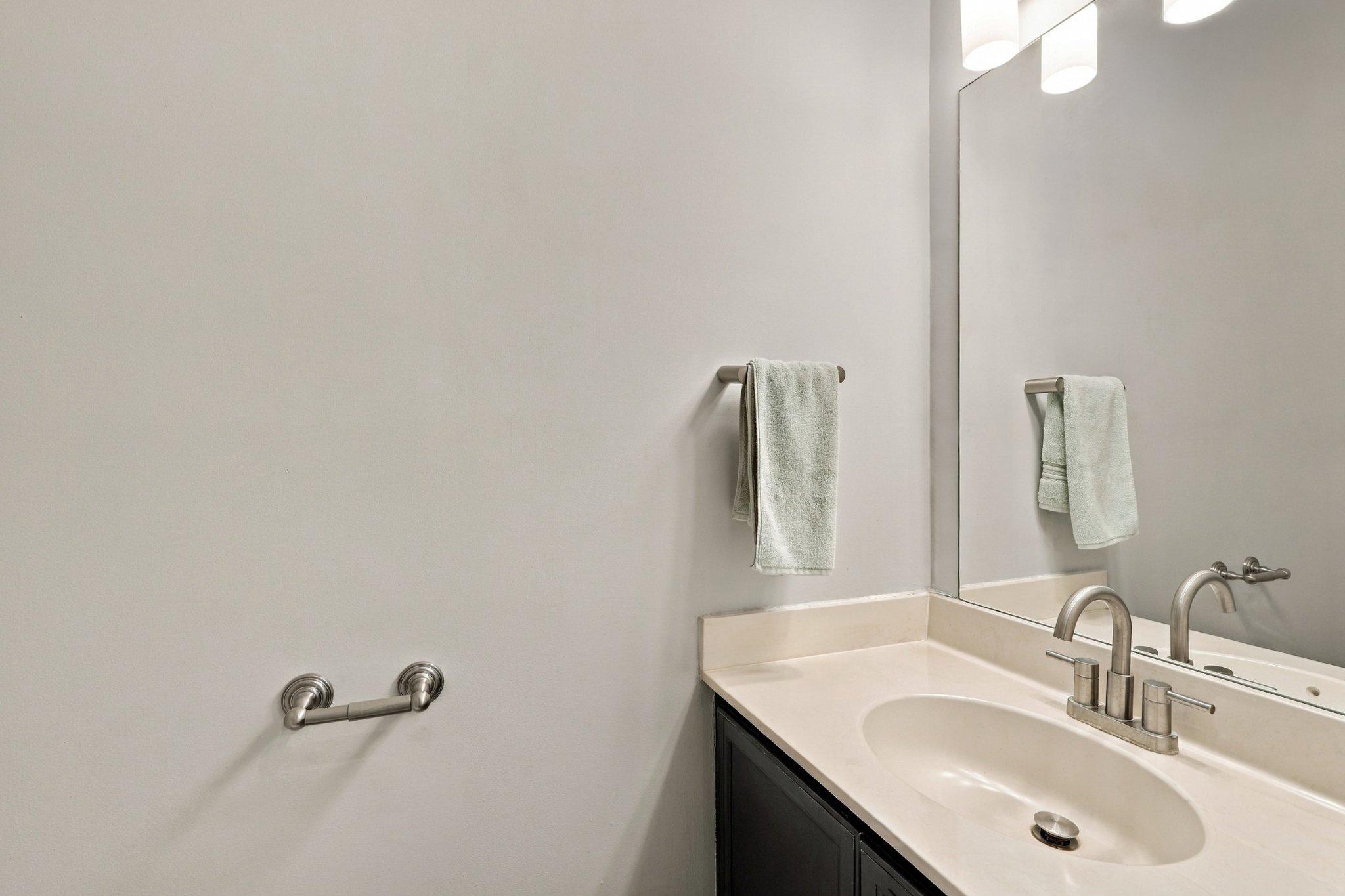  12222 Apple Orchard Court, Fairfax, VA, 22033 - 物件實景