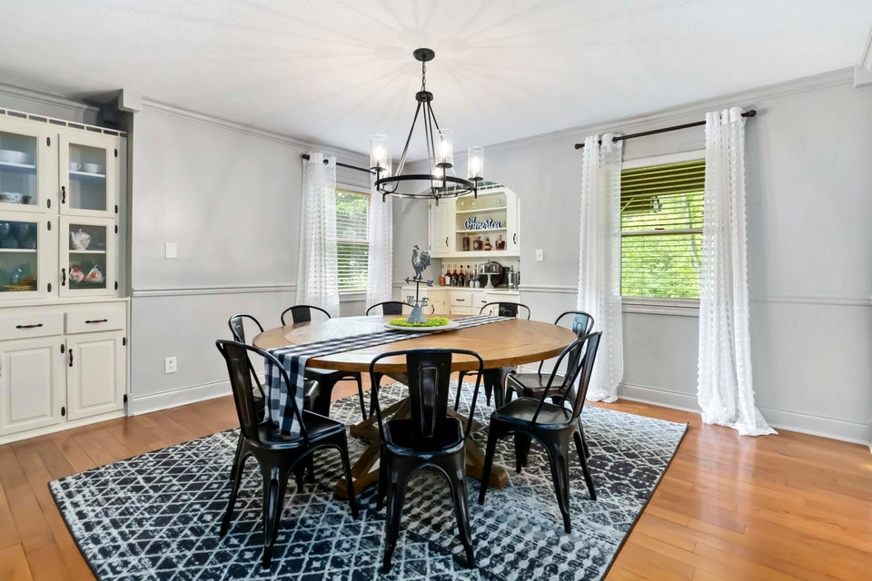 Somerset, Kentucky, 42503, United States, 4 Bedrooms Bedrooms, ,3 BathroomsBathrooms,Residential,For Sale,1938431
