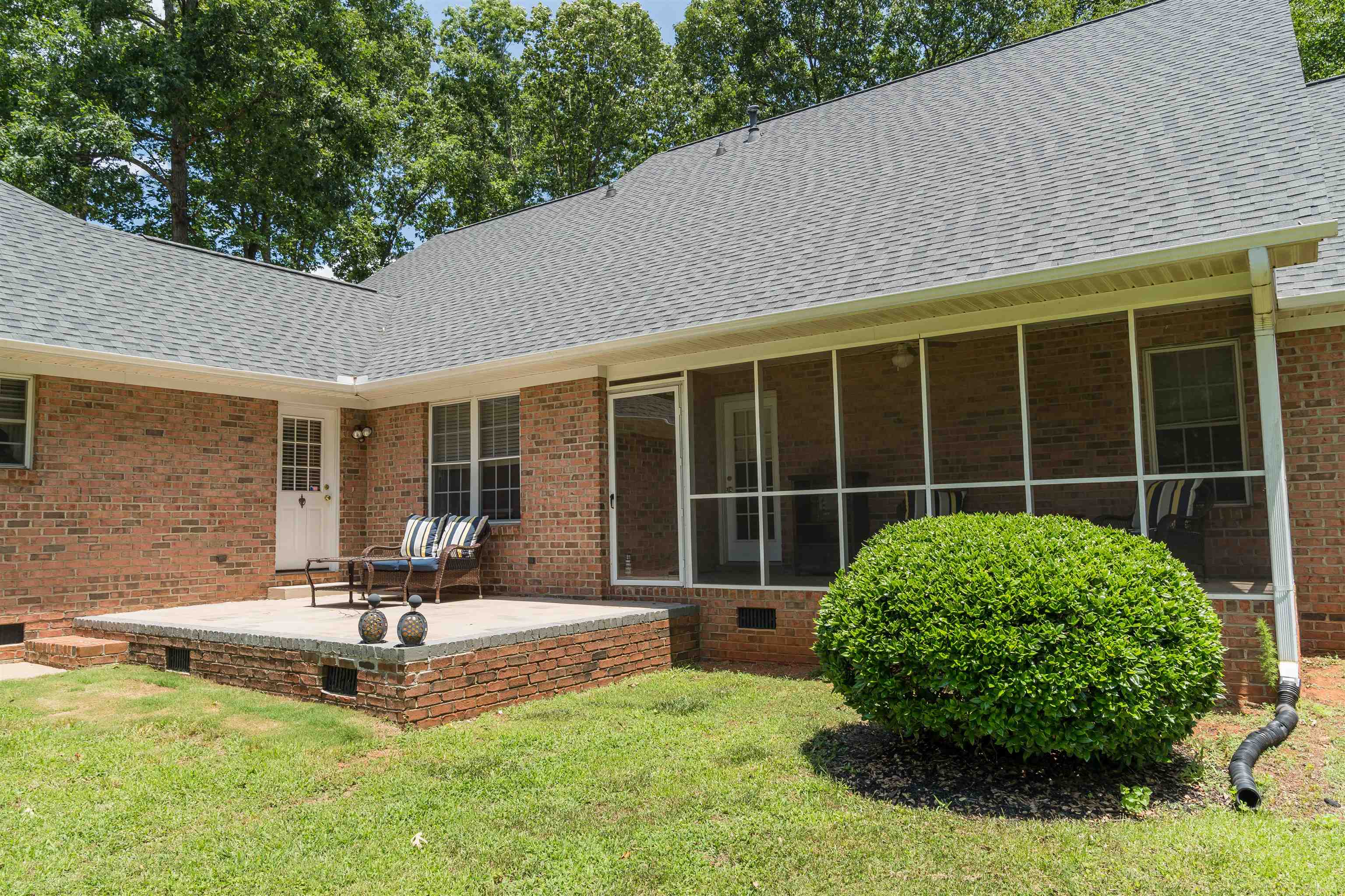 Boiling Springs, South Carolina, 29316, United States, 5 Bedrooms Bedrooms, ,4 BathroomsBathrooms,Residential,For Sale,1943235