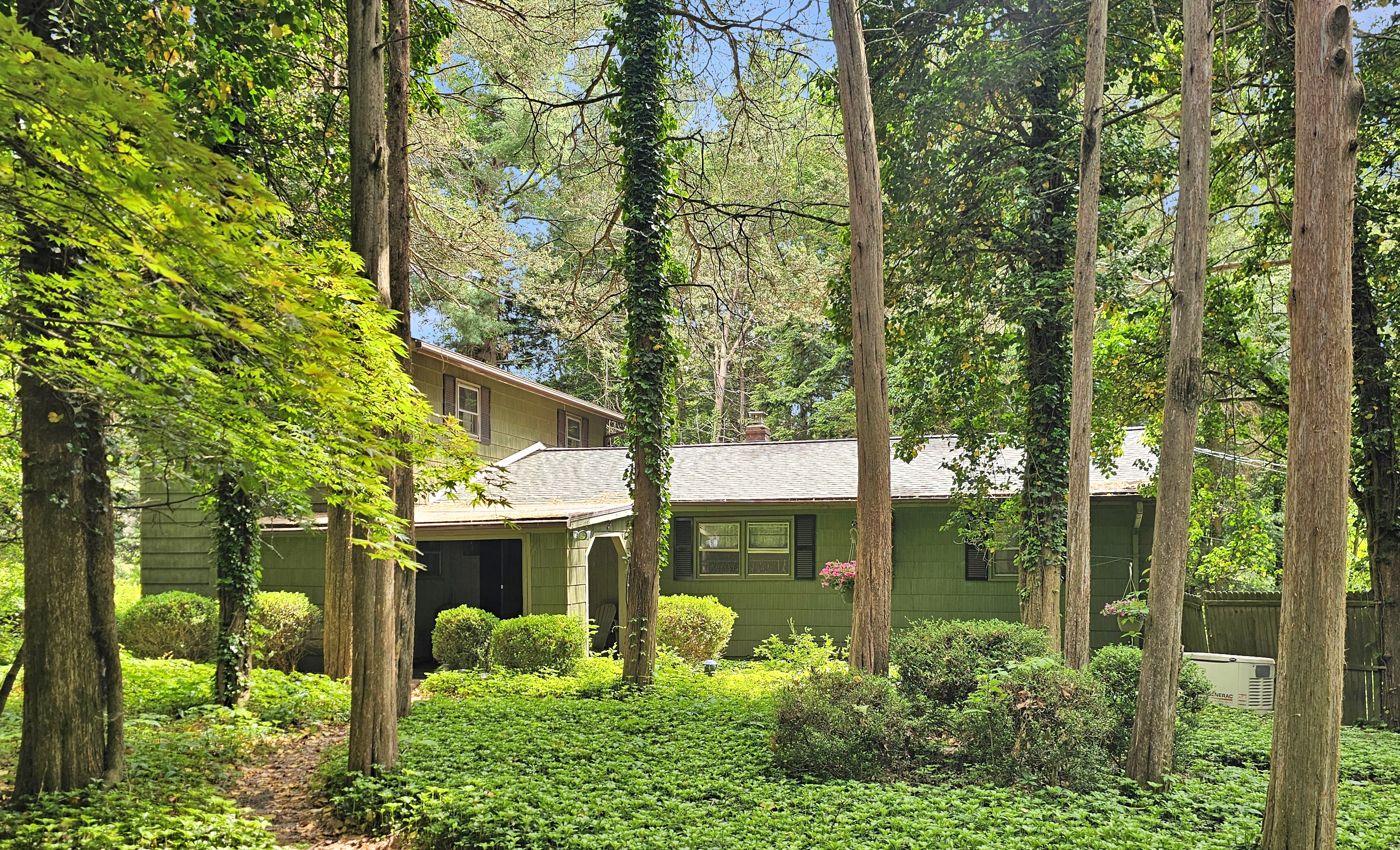  5 Bedroom Home on 2.9 Private Acres - 物件實景