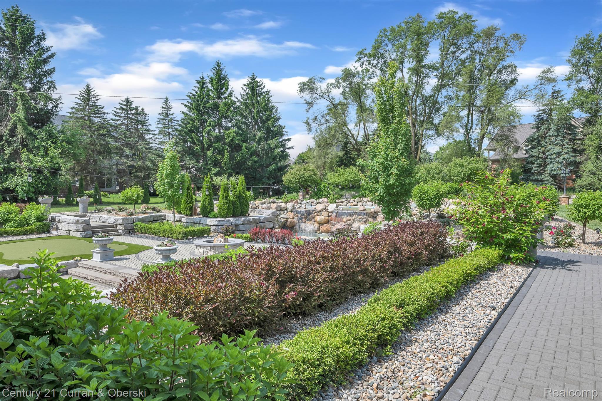 Northville Twp, Michigan, 48168, United States, 7 Bedrooms Bedrooms, ,10 BathroomsBathrooms,Residential,For Sale,1978218