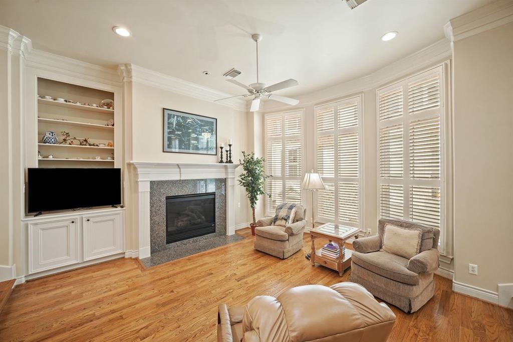 Houston, Texas, 77025, United States, 3 Bedrooms Bedrooms, ,4 BathroomsBathrooms,Residential,For Sale,1874785