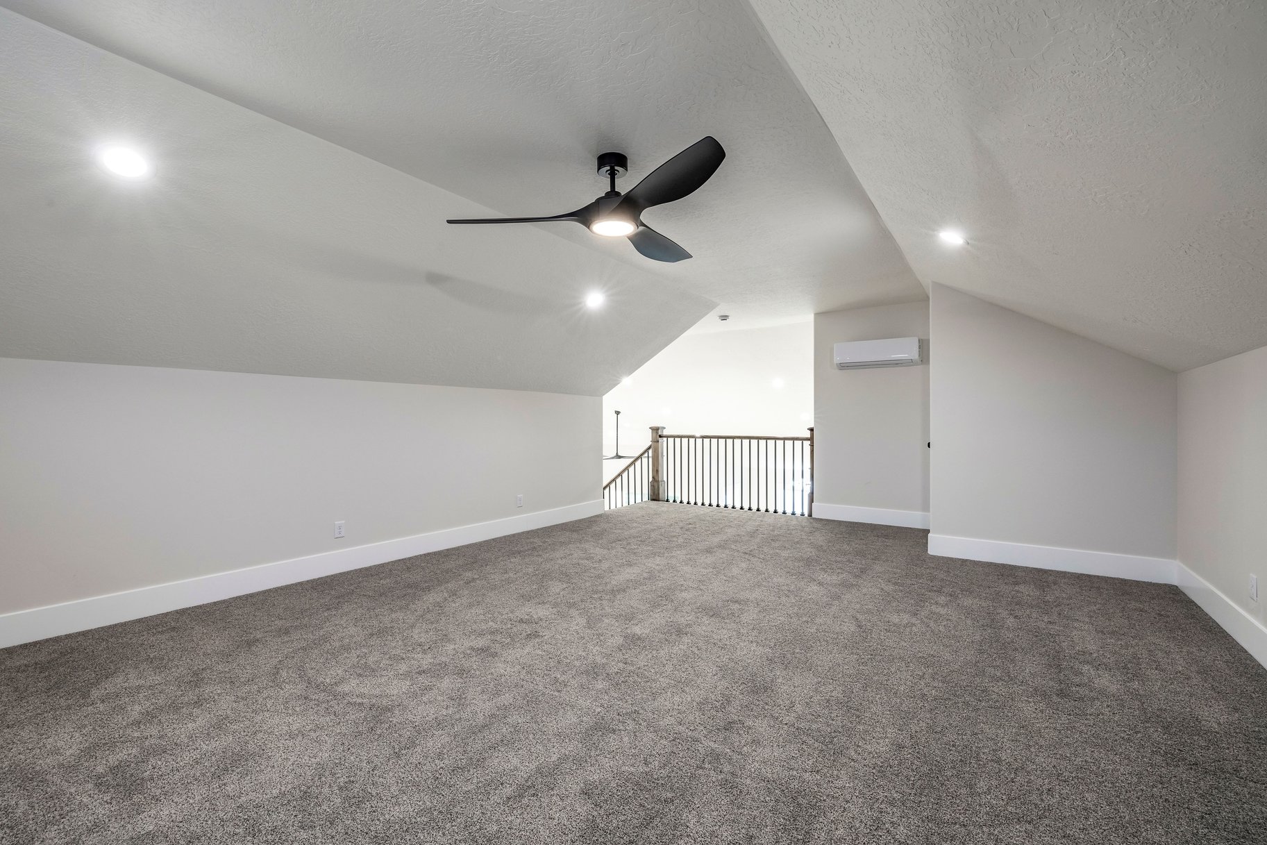 Brand New Hyrum Home. Thoughtfully Built, Beautiful Mountain Views. - 物件實景