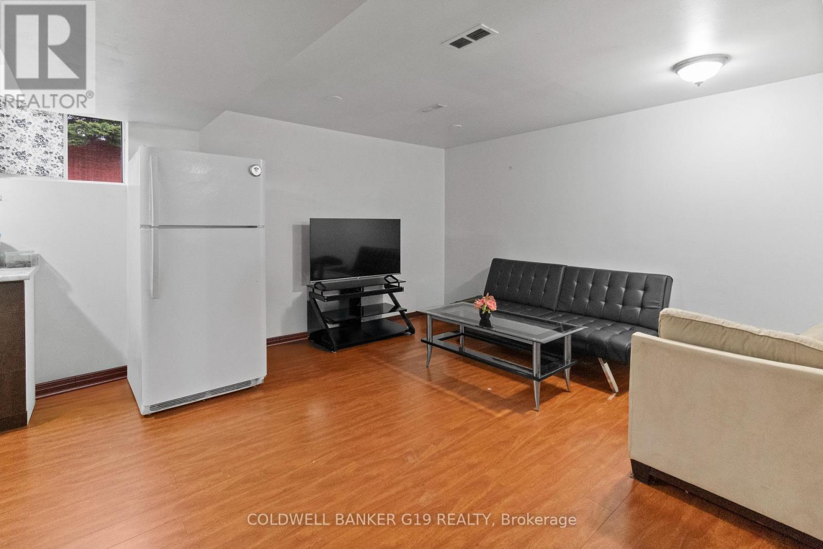 BRAMPTON (SANDRINGHAM-WELLINGTON), Ontario, L6R 1T3, CA, 4 Bedrooms Bedrooms, ,3 BathroomsBathrooms,Residential,For Sale,1903292