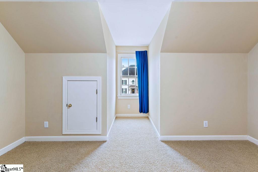 Greer, South Carolina, 29650, United States, 5 Bedrooms Bedrooms, ,4 BathroomsBathrooms,Residential,For Sale,2005494