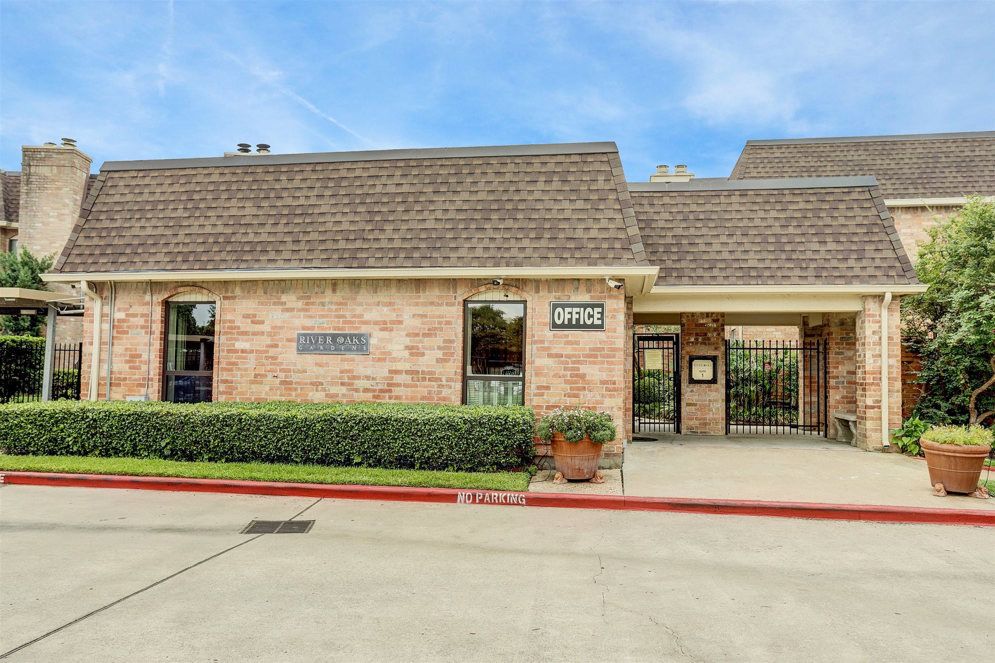  1601 S Shepherd Drive #272 - 物件實景