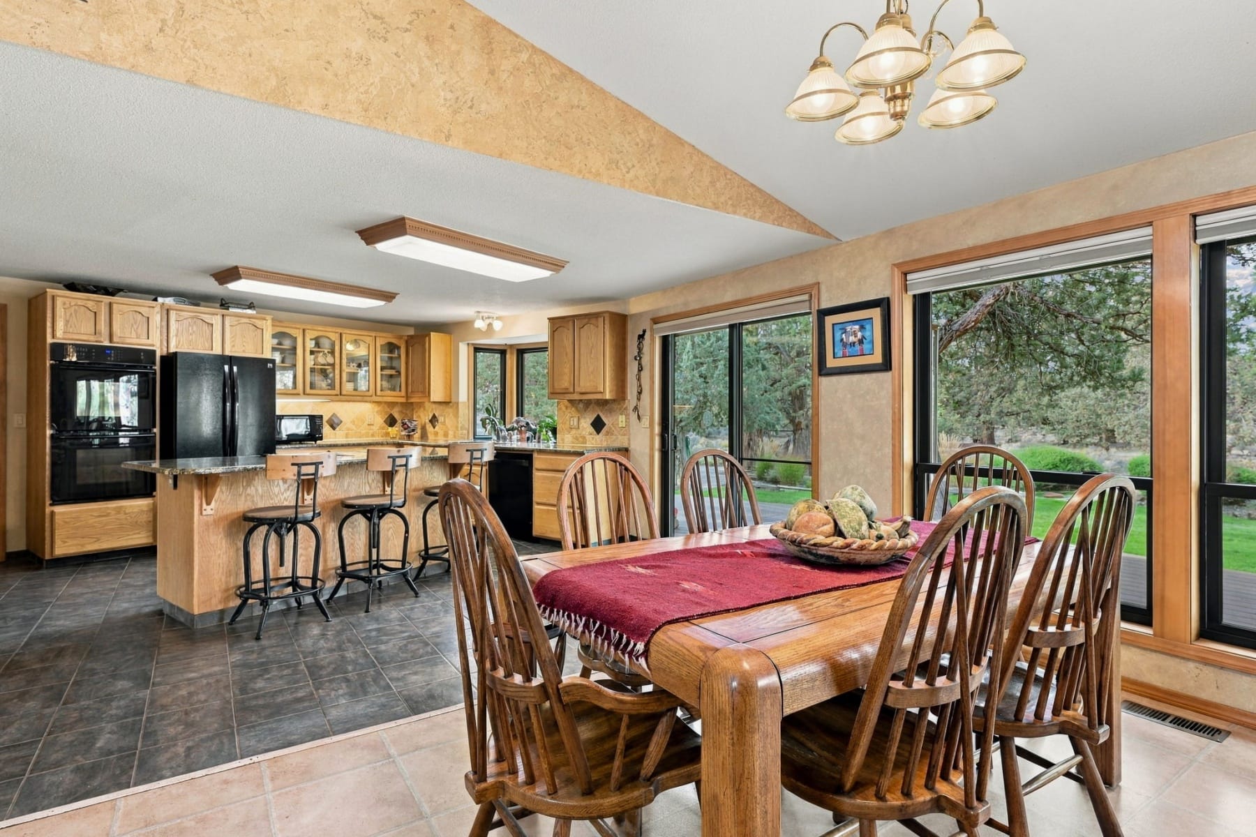  64417 McGrath Road Bend, OR 97701 - 物件實景