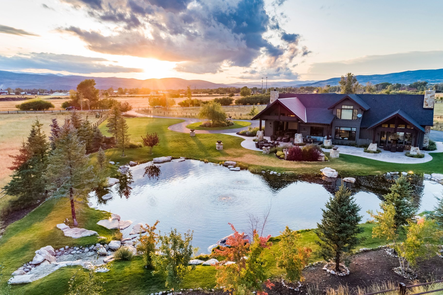  Twilight Moon Ranch on 8 Acres - 物件實景