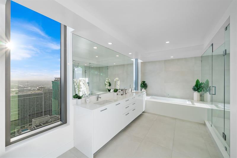 Fort Lauderdale, Florida, 33301, United States, 5 Bedrooms Bedrooms, ,7 BathroomsBathrooms,Residential,For Sale,1940975