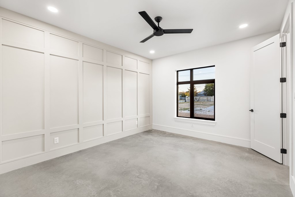 Kerrville, Texas, 78028, United States, 3 Bedrooms Bedrooms, ,3 BathroomsBathrooms,Residential,For Sale,2001532