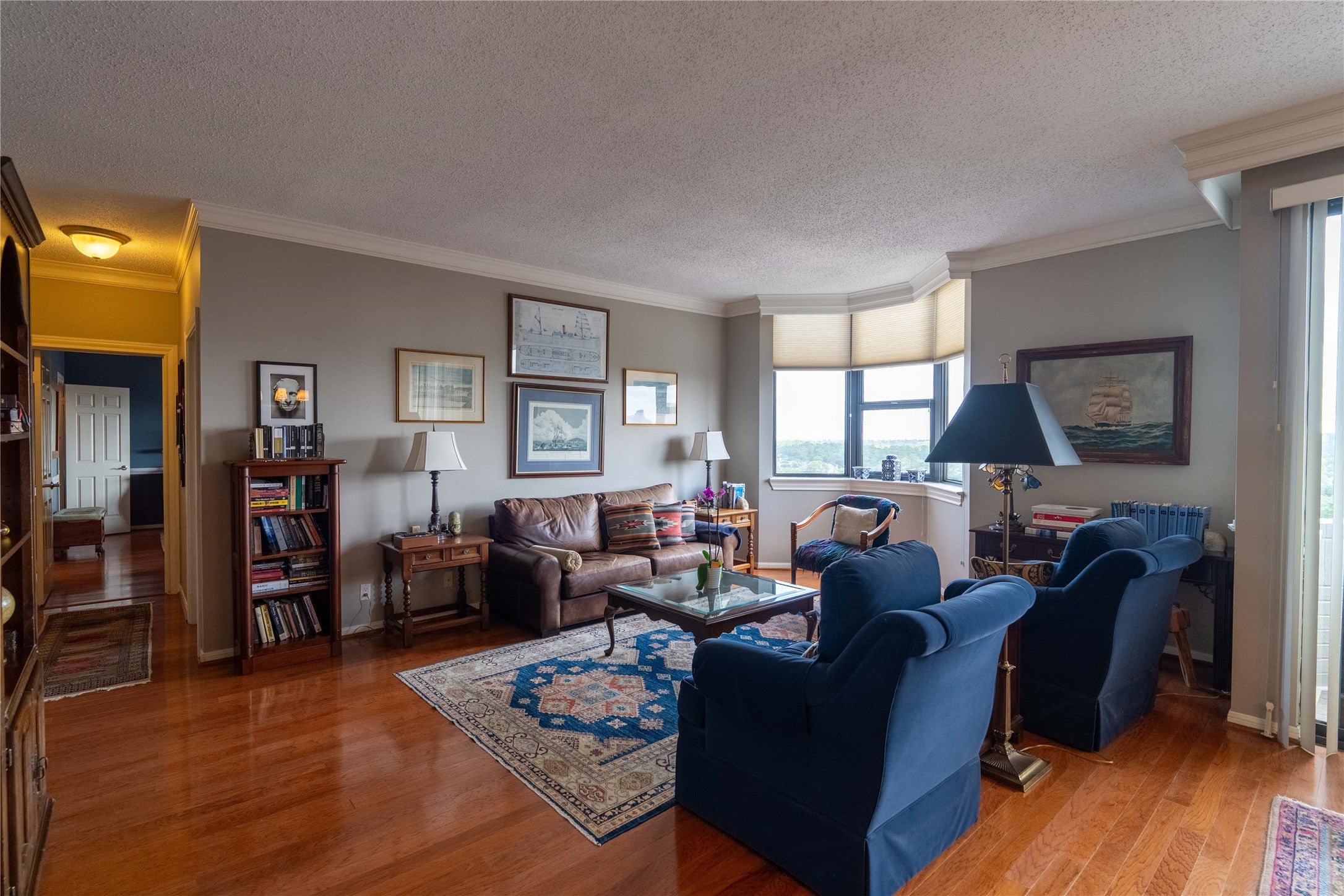 Bering Dr, Houston, TX 77057 #1