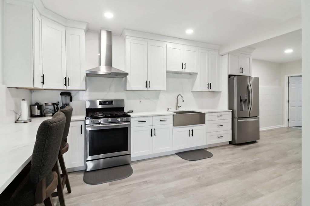 Woodstock, Georgia, 30188, United States, 5 Bedrooms Bedrooms, ,3 BathroomsBathrooms,Residential,For Sale,1944813