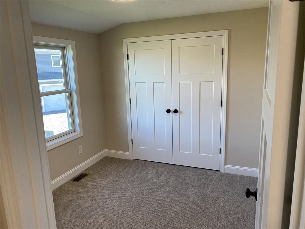 Bourne, Massachusetts, 02562, United States, 3 Bedrooms Bedrooms, ,2 BathroomsBathrooms,Residential,For Sale,1974604