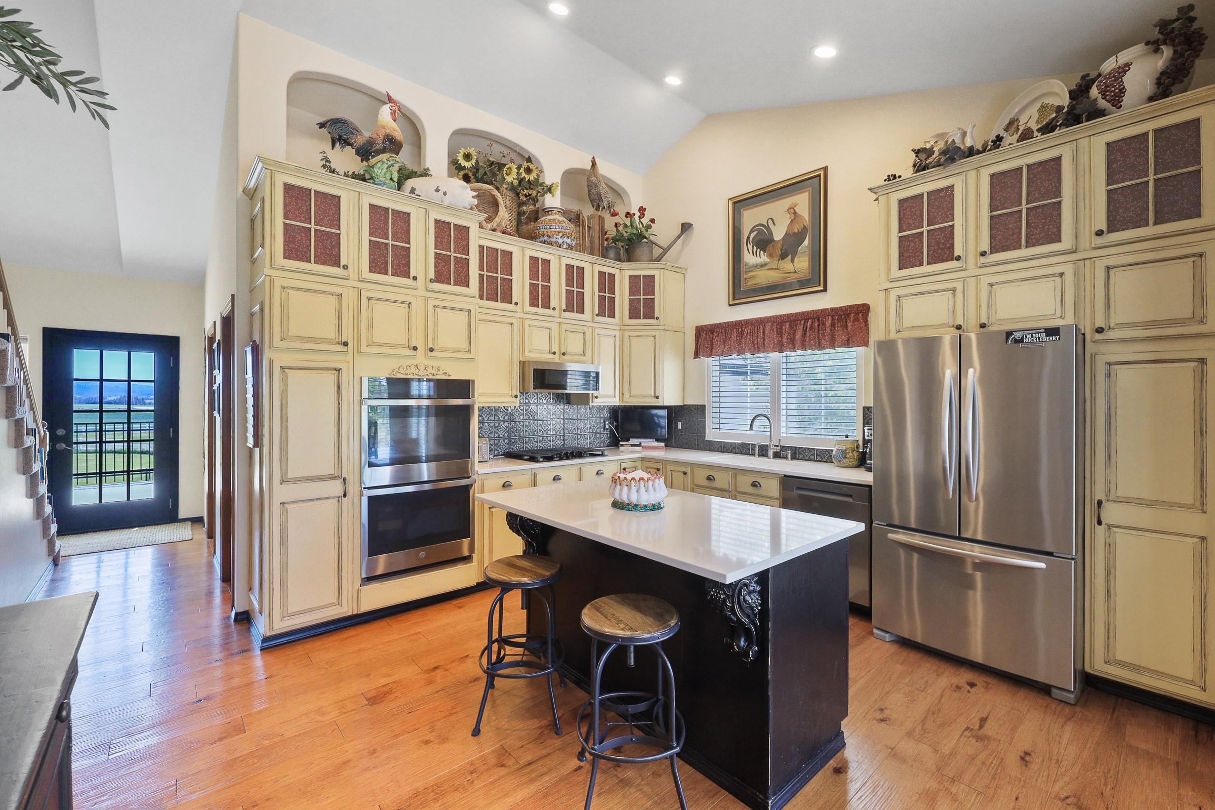 Mead, Washington, 99021, United States, 5 Bedrooms Bedrooms, ,5 BathroomsBathrooms,Residential,For Sale,1838740