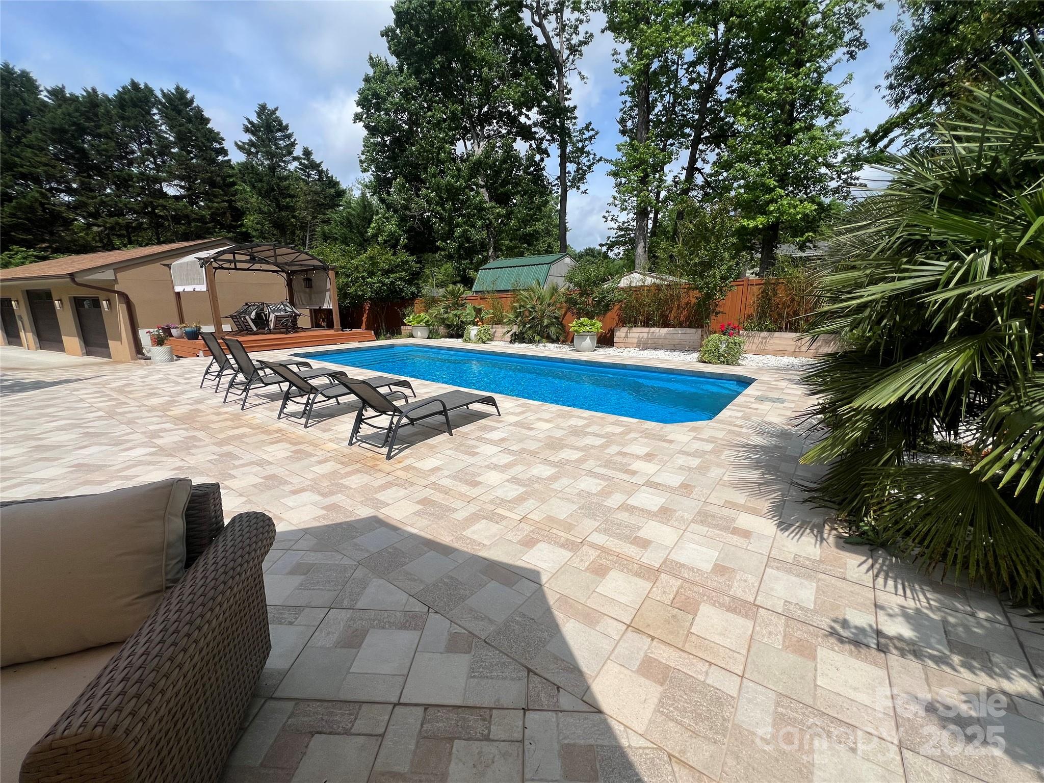Charlotte, North Carolina, 28227, United States, 5 Bedrooms Bedrooms, ,4 BathroomsBathrooms,Residential,For Sale,1941772