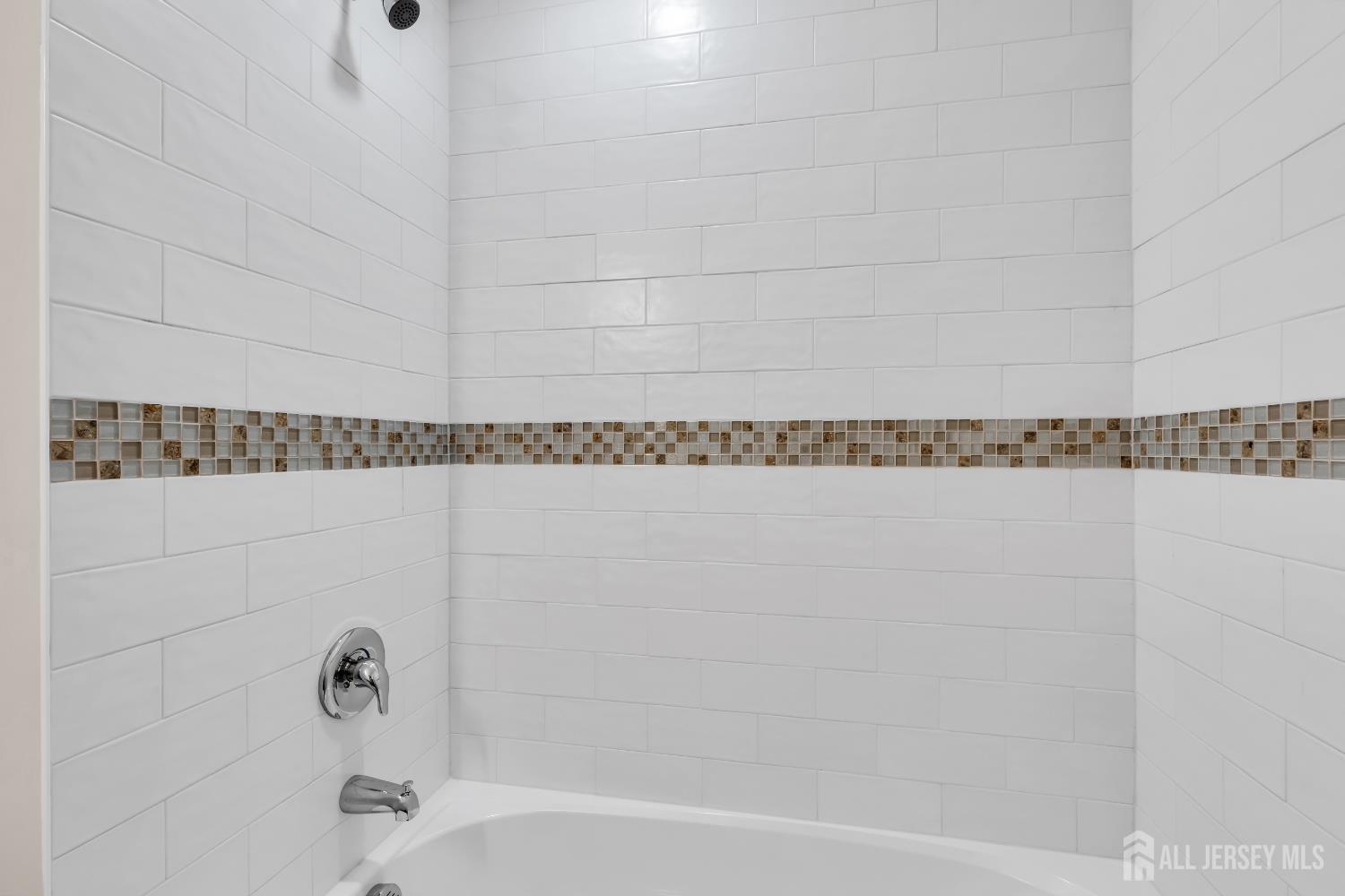 1216 - Perth Amboy, New Jersey, 08861, United States, 4 Bedrooms Bedrooms, ,3 BathroomsBathrooms,Residential,For Sale,1988550