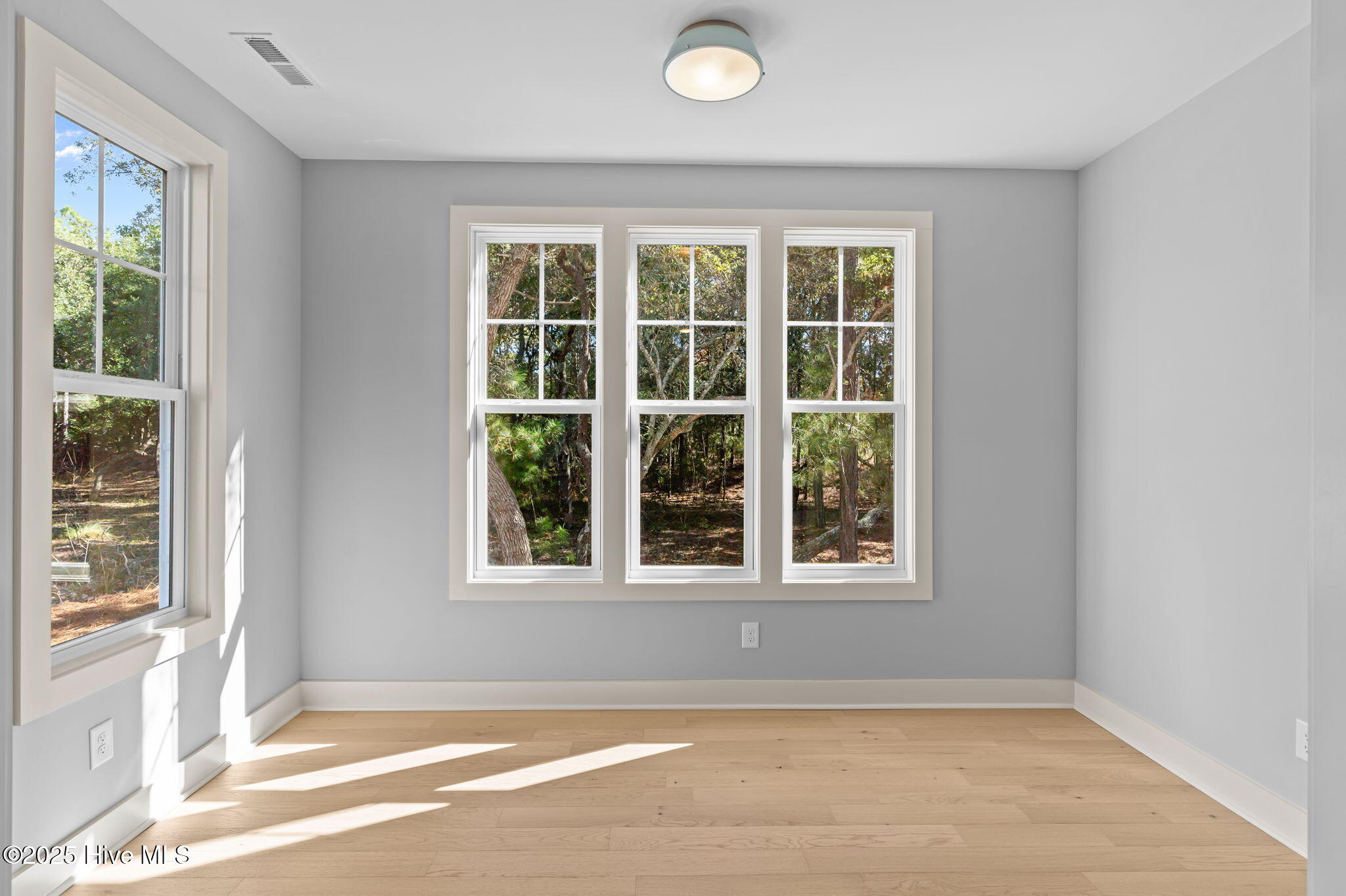 Supply, North Carolina, 28462, United States, 3 Bedrooms Bedrooms, ,4 BathroomsBathrooms,Residential,For Sale,1977852