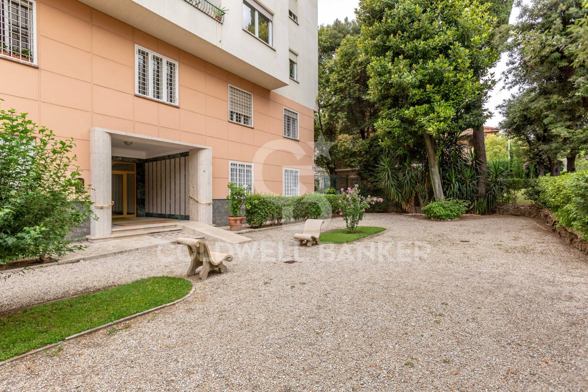 Roma, Roma, 00100, IT, 2 Bedrooms Bedrooms, ,2 BathroomsBathrooms,Residential,For Sale,1883307