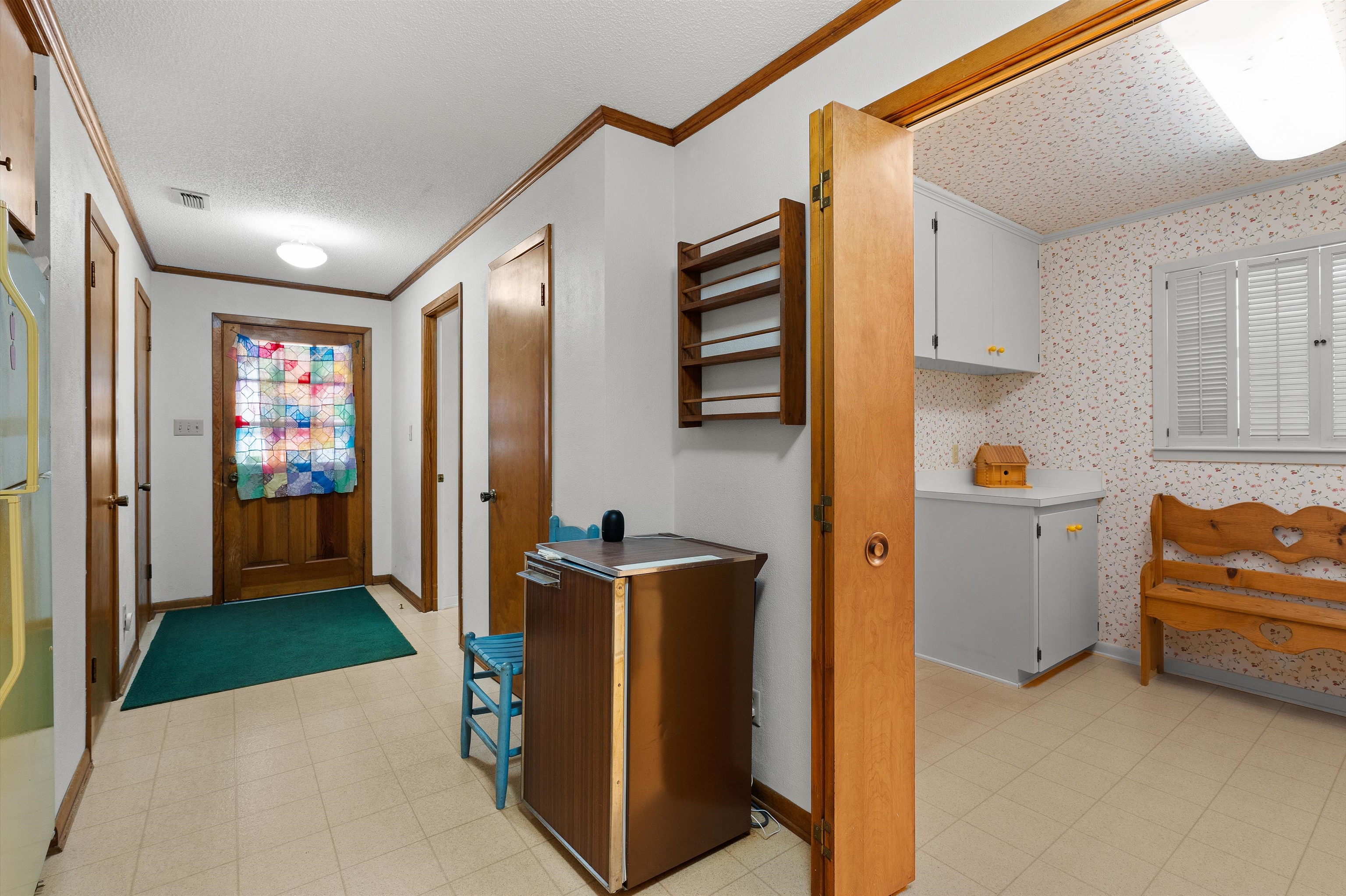 Henderson, Texas, 75654, United States, 3 Bedrooms Bedrooms, ,2 BathroomsBathrooms,Residential,For Sale,1983908