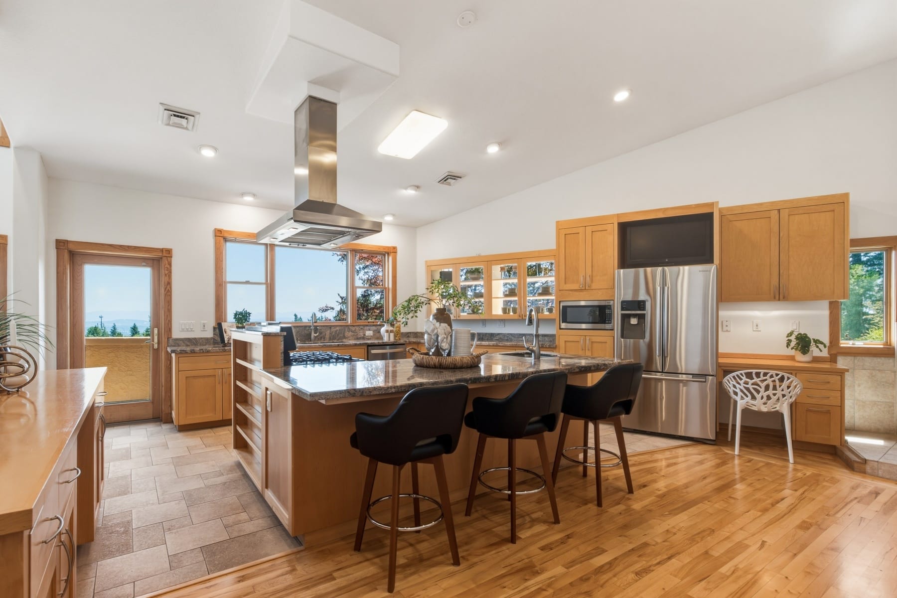  8 GARIBALDI ST Lake Oswego, OR 97035 - 物件實景