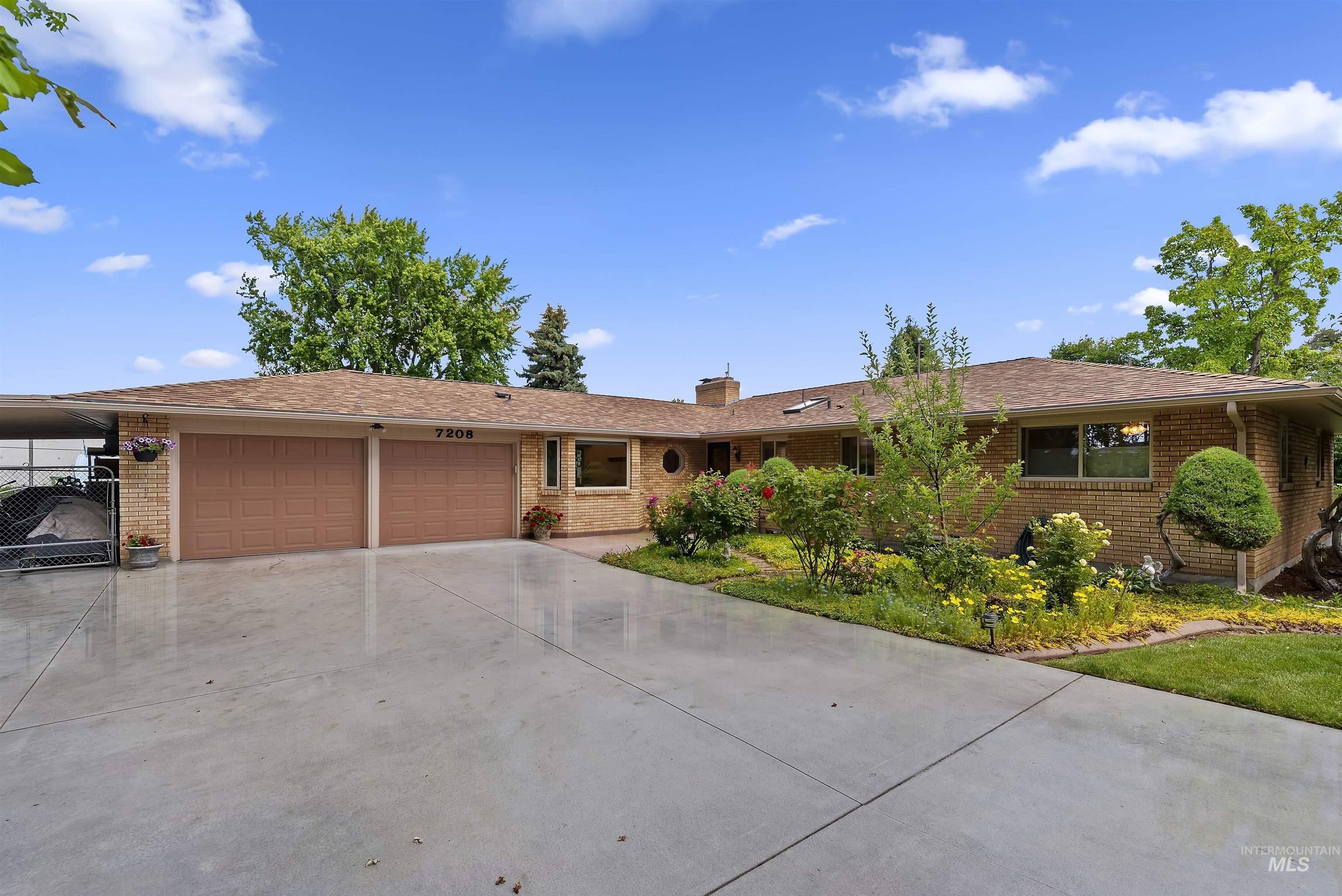 7208 Maxwell, Boise, Idaho, 83704, United States, 4 Bedrooms Bedrooms, ,3 BathroomsBathrooms,Residential,For Sale,7208 Maxwell,1435766