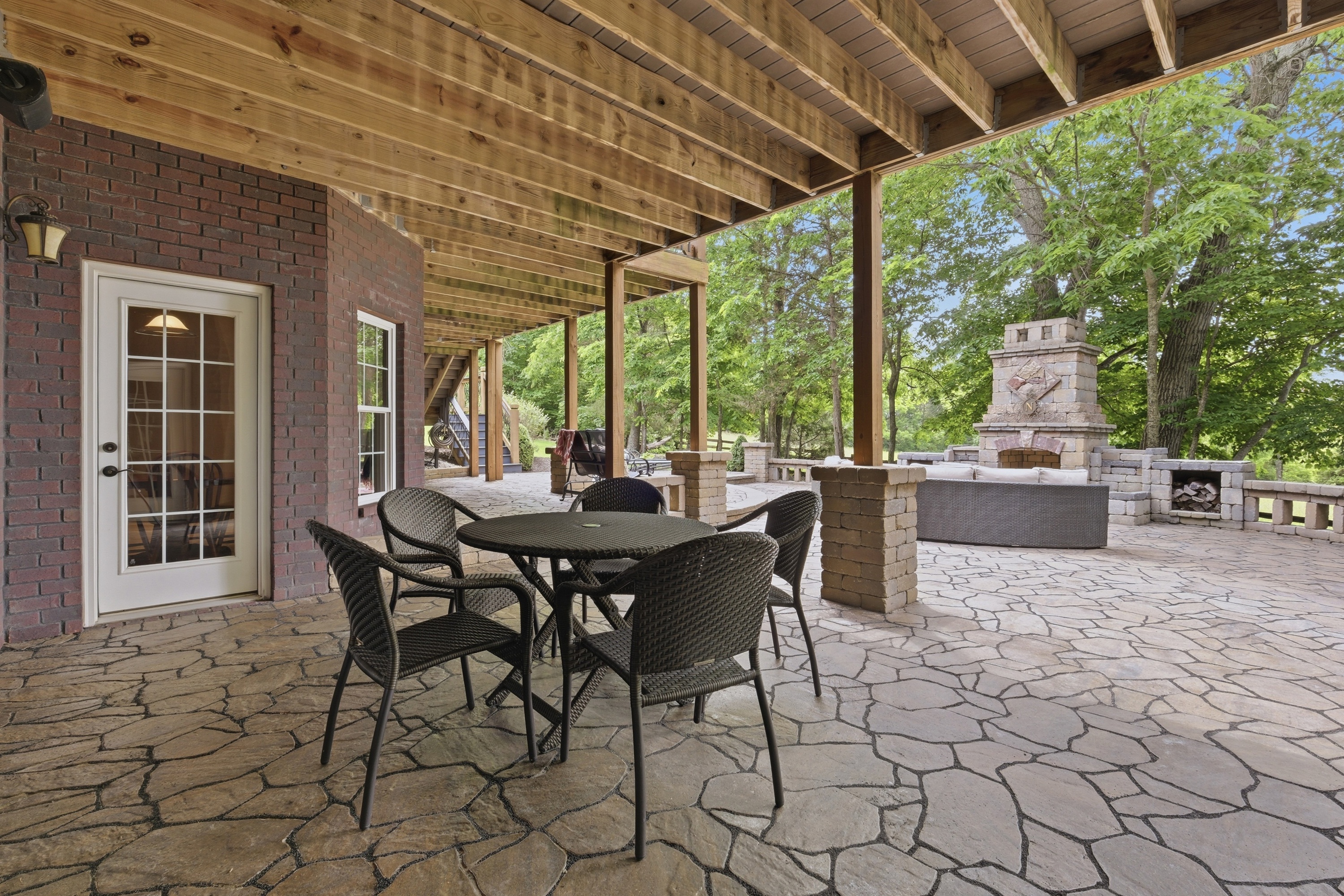  18108 Bellavista Place, Louisville, KY 40245 - 物件實景