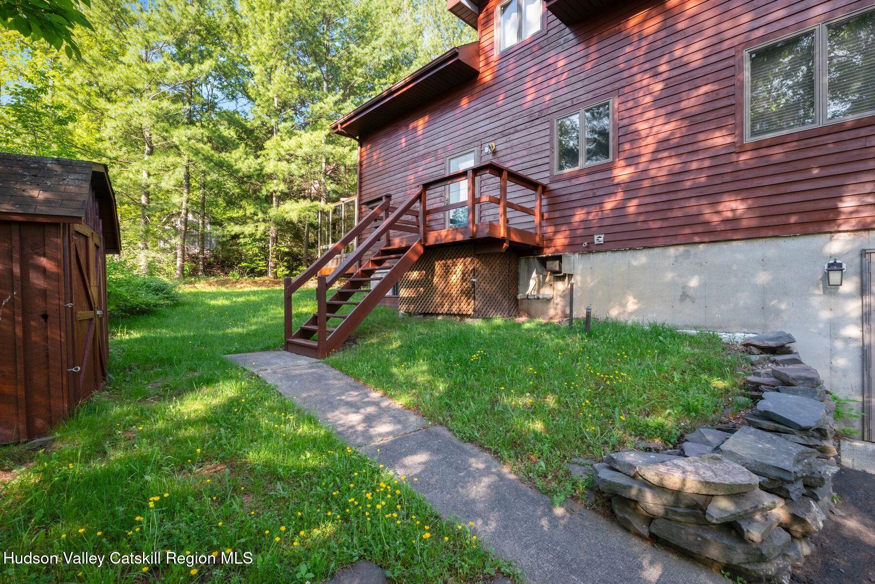 Hunter, New York, 12442, United States, 7 Bedrooms Bedrooms, ,3 BathroomsBathrooms,Residential,For Sale,1856172