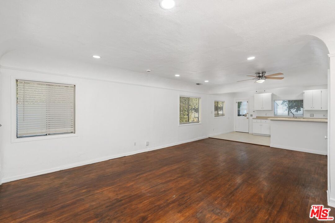 West Hollywood, California, 90046, United States, 4 Bedrooms Bedrooms, ,4 BathroomsBathrooms,Residential,For Sale,1840253