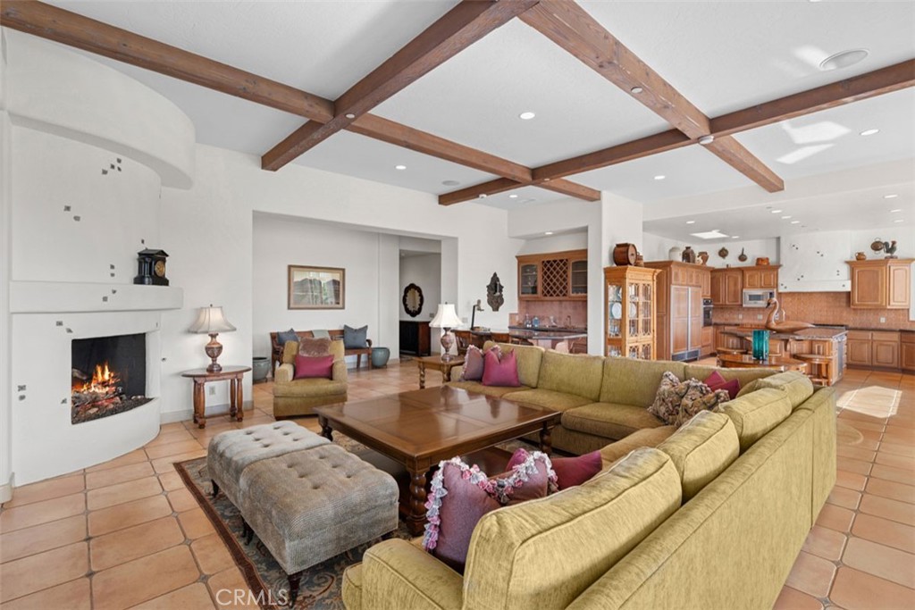 Rancho Santa Fe, California, 92067, United States, 5 Bedrooms Bedrooms, ,6 BathroomsBathrooms,Residential,For Sale,1989068
