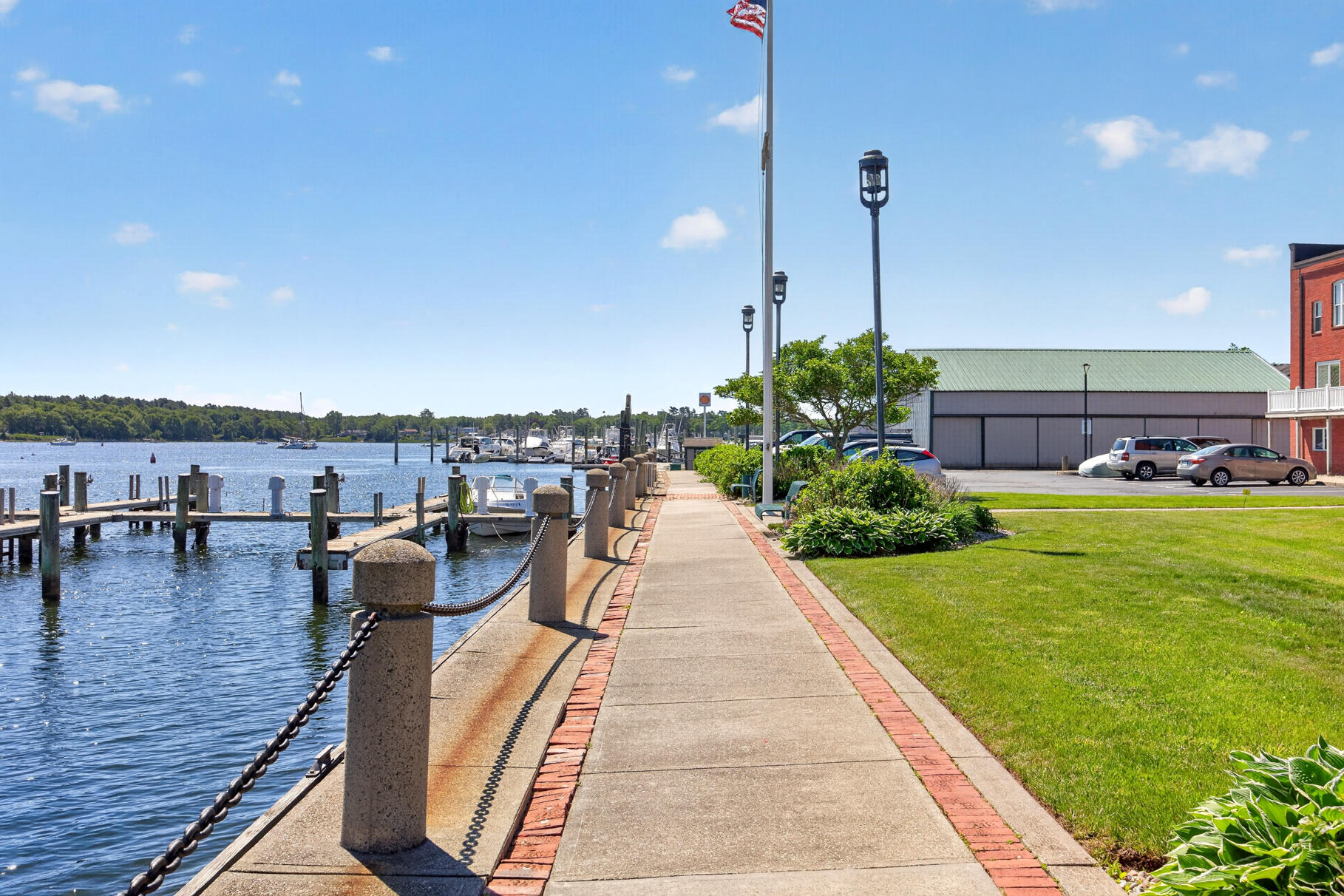  45 Main Street, Wareham, MA, 02571 - 物件實景
