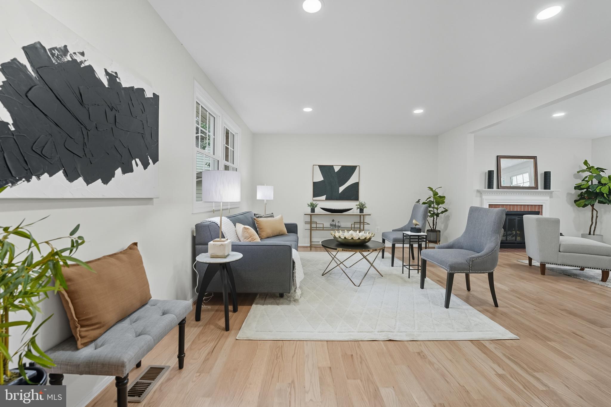 Fairfax, Virginia, 22032, United States, 4 Bedrooms Bedrooms, ,3 BathroomsBathrooms,Residential,For Sale,1984417