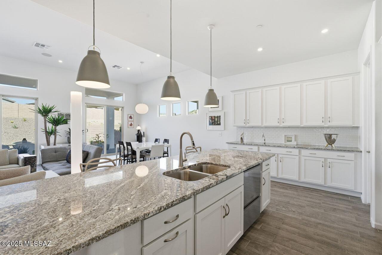 Marana, Arizona, 85658, United States, 3 Bedrooms Bedrooms, ,3 BathroomsBathrooms,Residential,For Sale,1995763