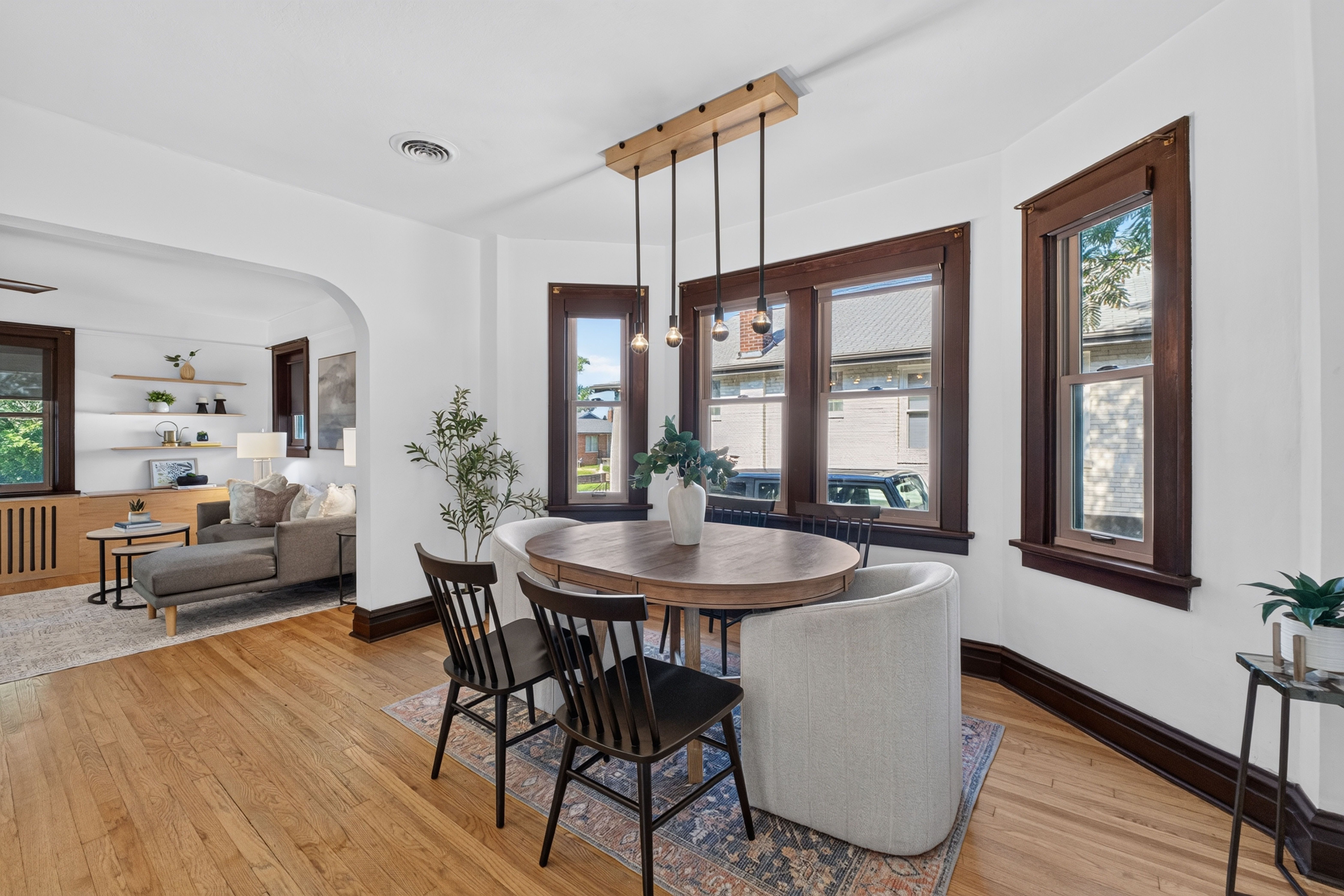  Dogtown Dream Home Awaits You: Charming Style and Prime Location - 物件實景