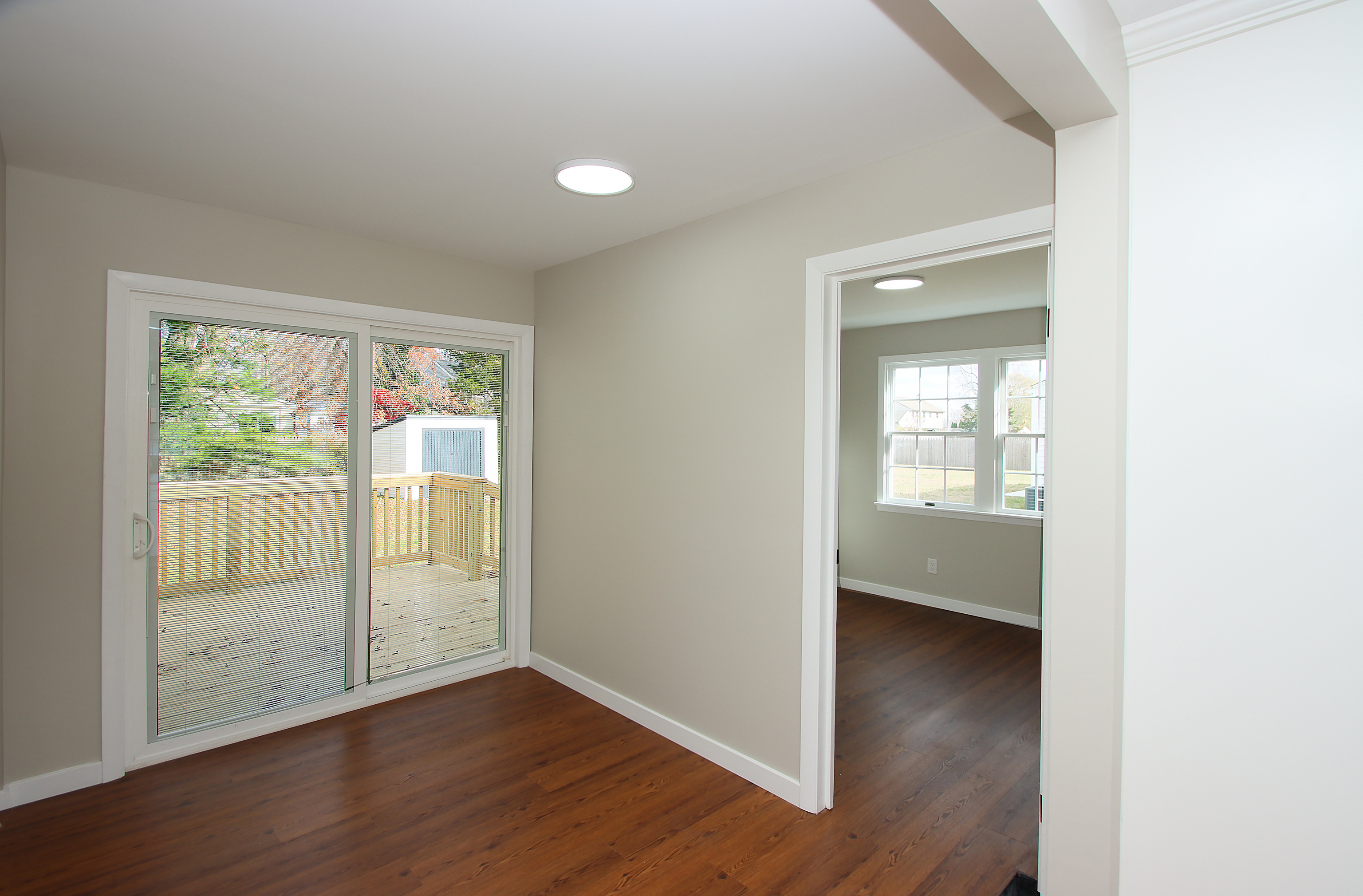 Milford, Connecticut, 06460, United States, 4 Bedrooms Bedrooms, ,2 BathroomsBathrooms,Residential,For Sale,1993433