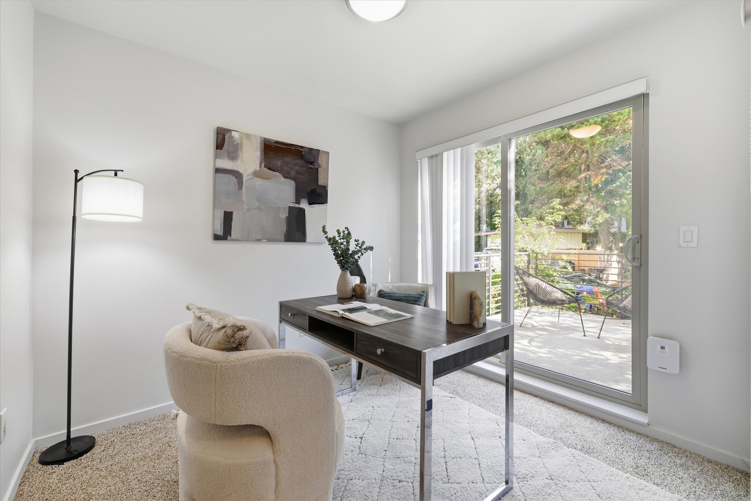  2421 Wickstrom Place SW, Seattle, WA 98116 - 物件實景