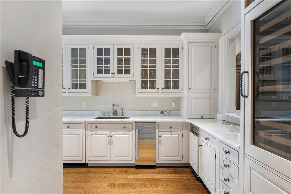 Atlanta, Georgia, 30327, United States, 6 Bedrooms Bedrooms, ,9 BathroomsBathrooms,Residential,For Sale,1686481