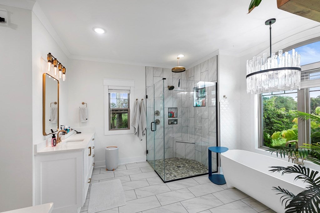 Newton, Alabama, 36352, United States, 4 Bedrooms Bedrooms, ,3 BathroomsBathrooms,Residential,For Sale,1989704