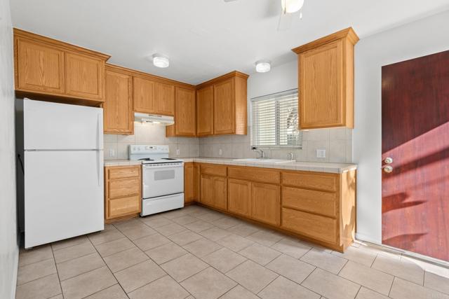 Ramona, California, 92065, United States, 6 Bedrooms Bedrooms, ,3 BathroomsBathrooms,Residential,For Sale,2013529