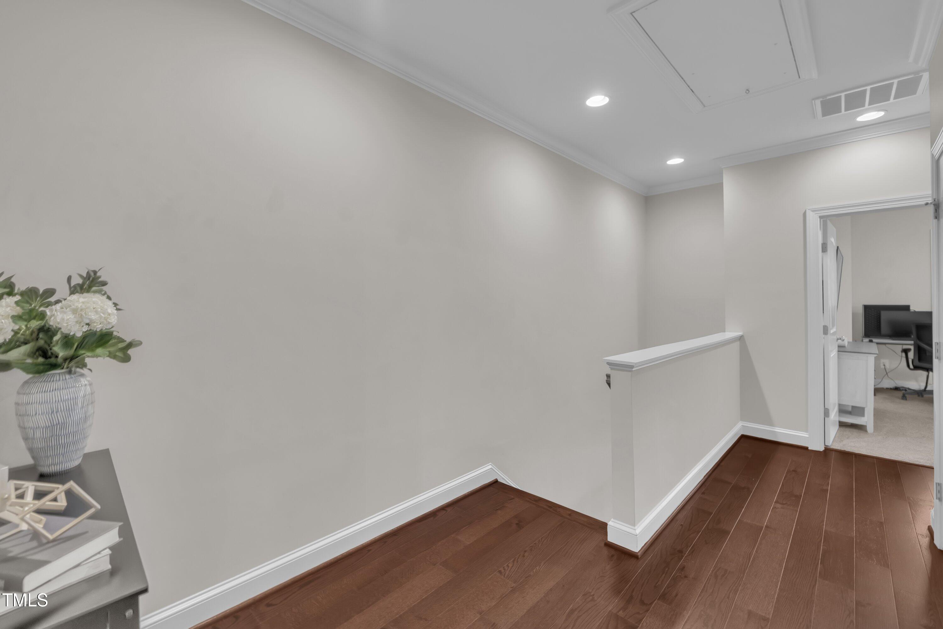 Raleigh, North Carolina, 27608, United States, 2 Bedrooms Bedrooms, ,3 BathroomsBathrooms,Residential,For Sale,1947101