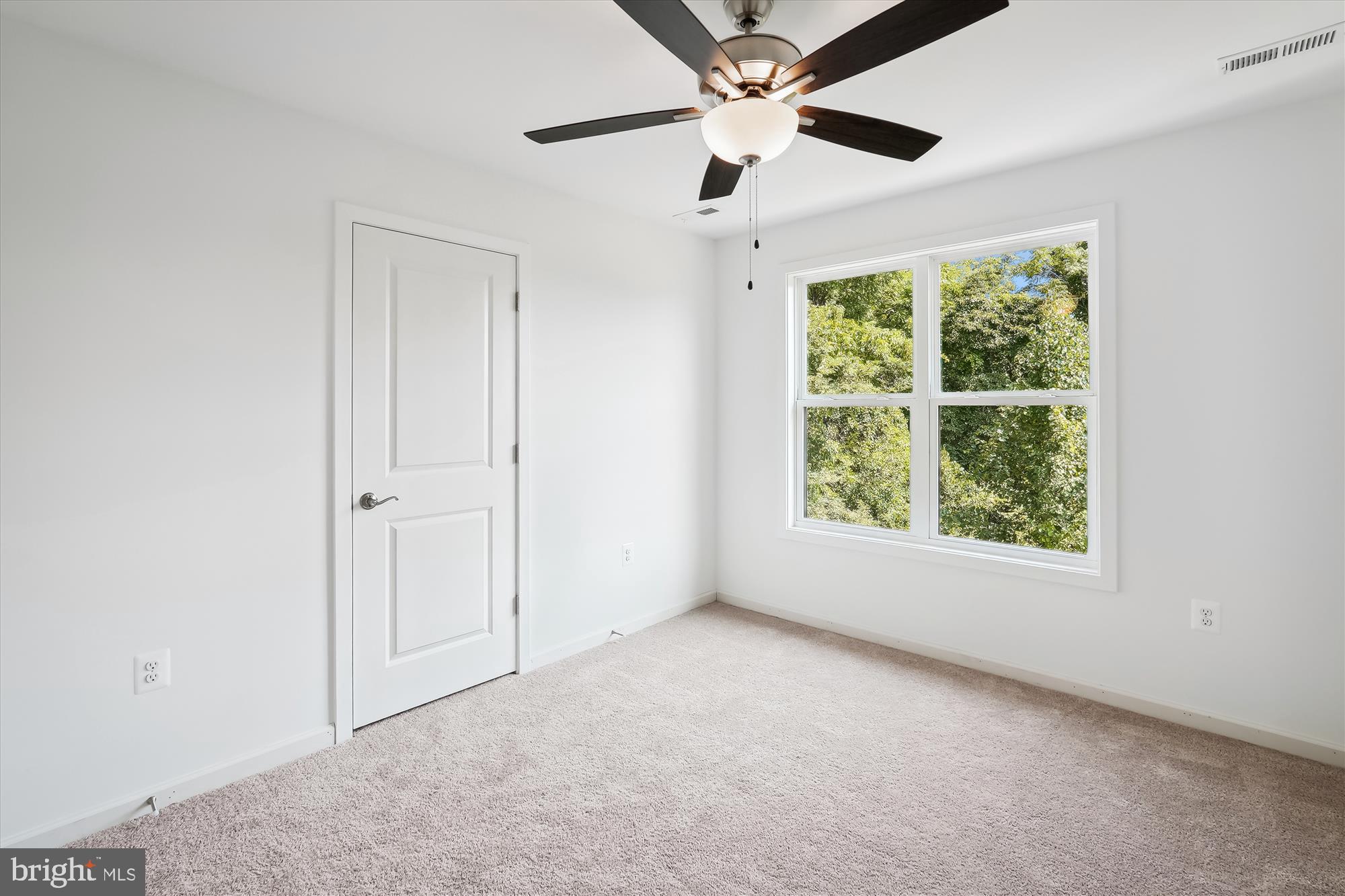 Amissville, Virginia, 20106, United States, 4 Bedrooms Bedrooms, ,3 BathroomsBathrooms,Residential,For Sale,1920325