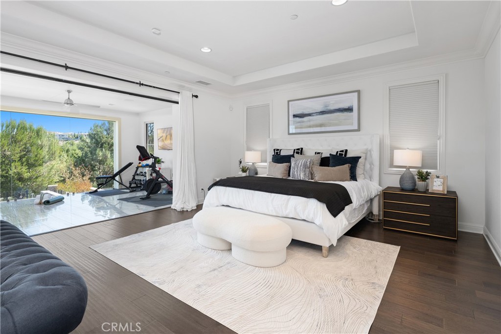 Irvine, California, 92618, United States, 5 Bedrooms Bedrooms, ,6 BathroomsBathrooms,Residential,For Sale,1950608