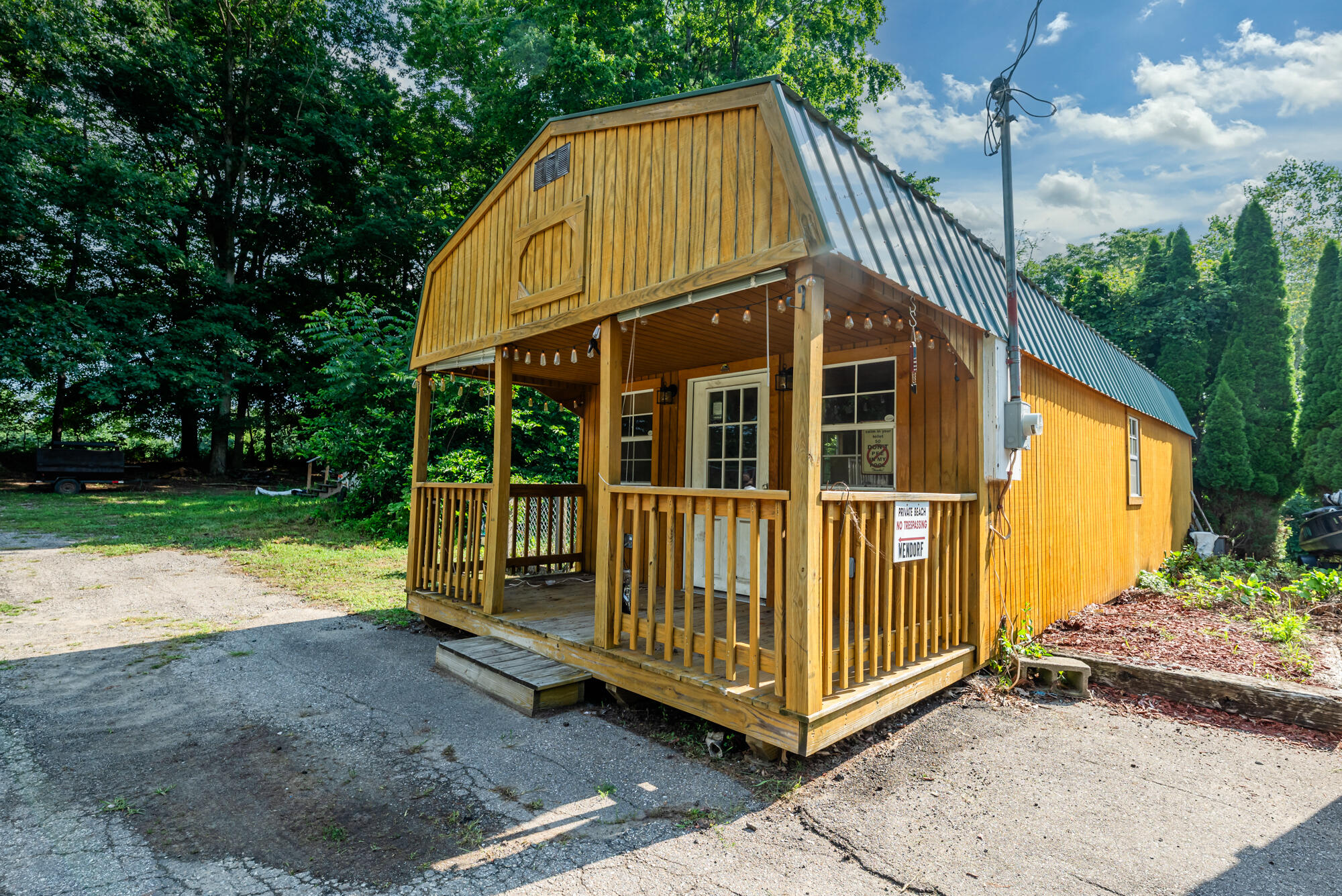 Buchanan, Michigan, 49107, United States, 5 Bedrooms Bedrooms, ,3 BathroomsBathrooms,Residential,For Sale,1974856