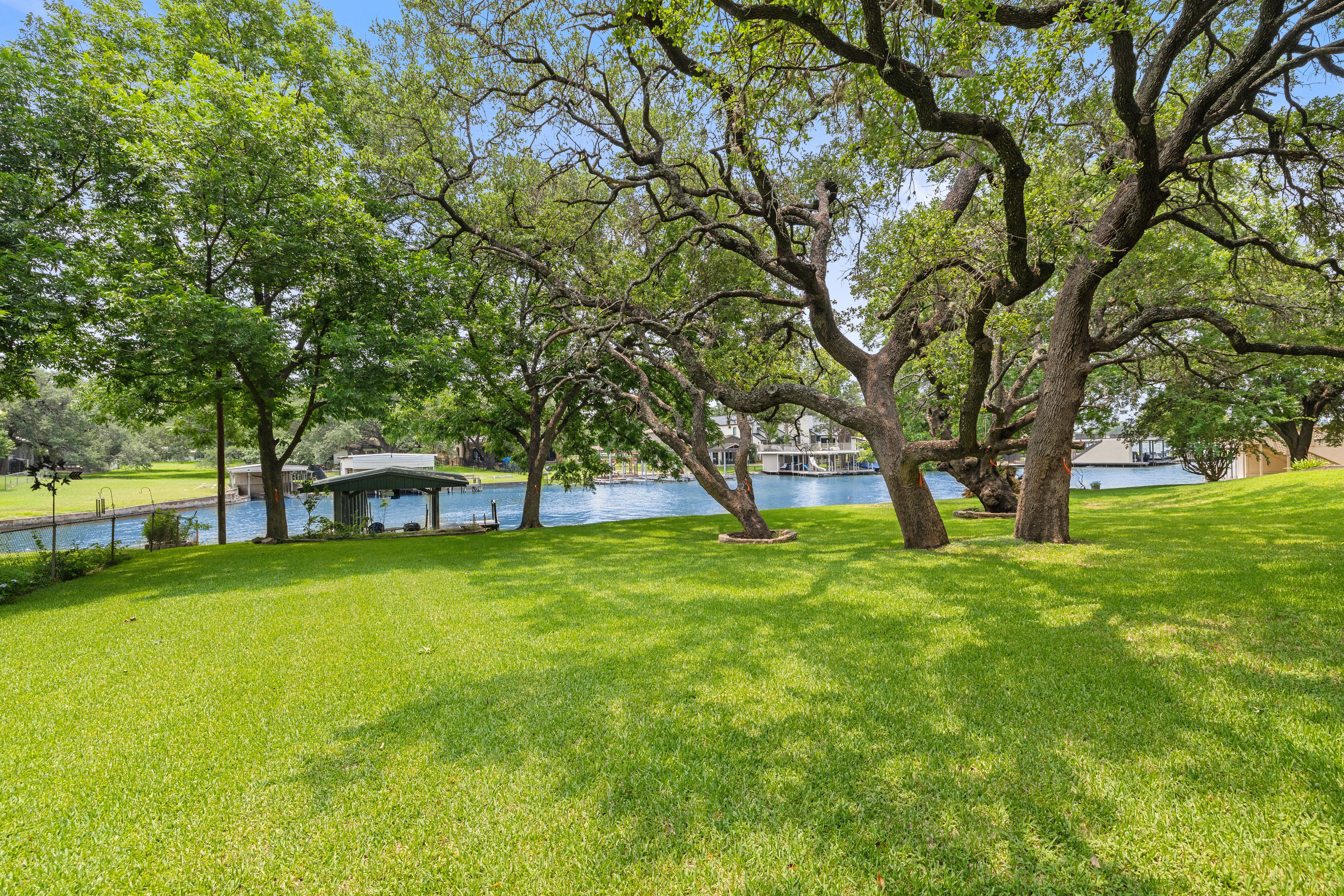  Prime Lake LBJ Waterfront Opportunity - 物件實景
