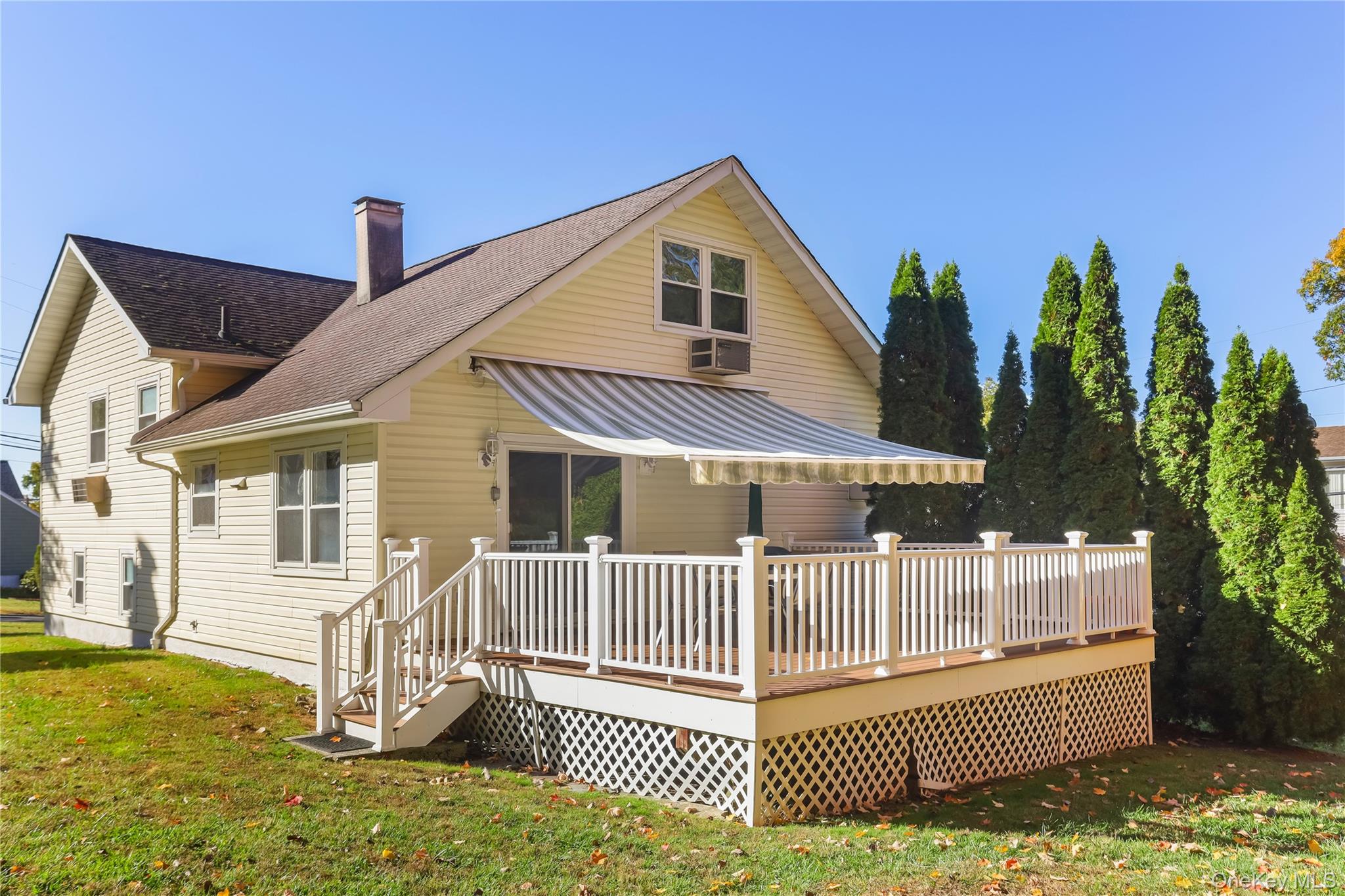 Yonkers, New York, 10710, United States, 4 Bedrooms Bedrooms, ,2 BathroomsBathrooms,Residential,For Sale,1991098