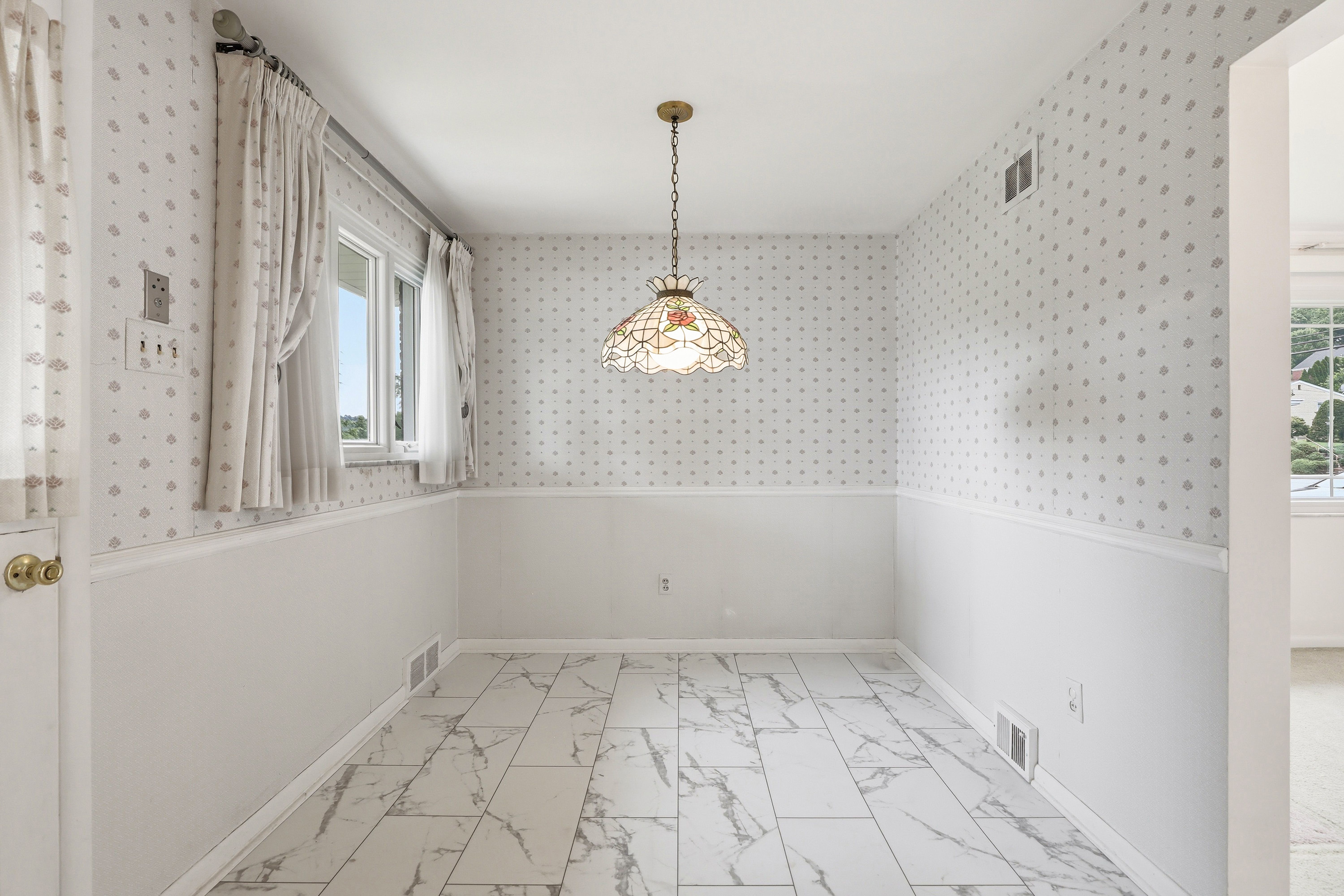  2219 Fawcett Avenue, White Oak, PA 15131 - 物件實景