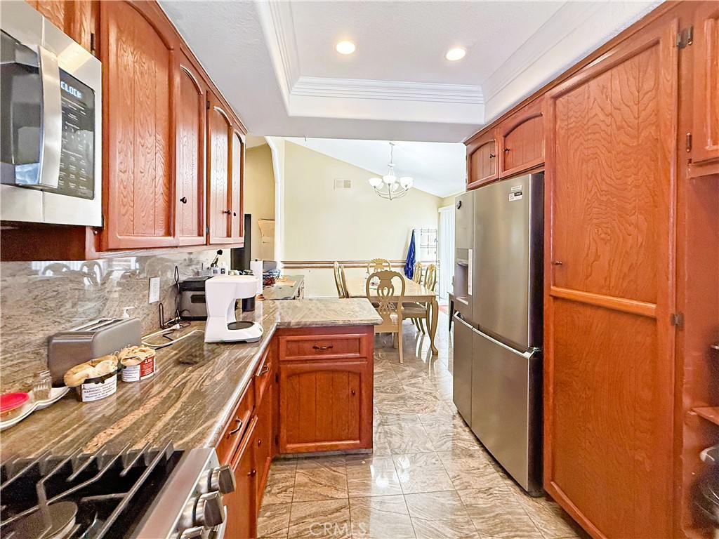 La Verne, California, 91750, United States, 7 Bedrooms Bedrooms, ,4 BathroomsBathrooms,Residential,For Sale,1979941