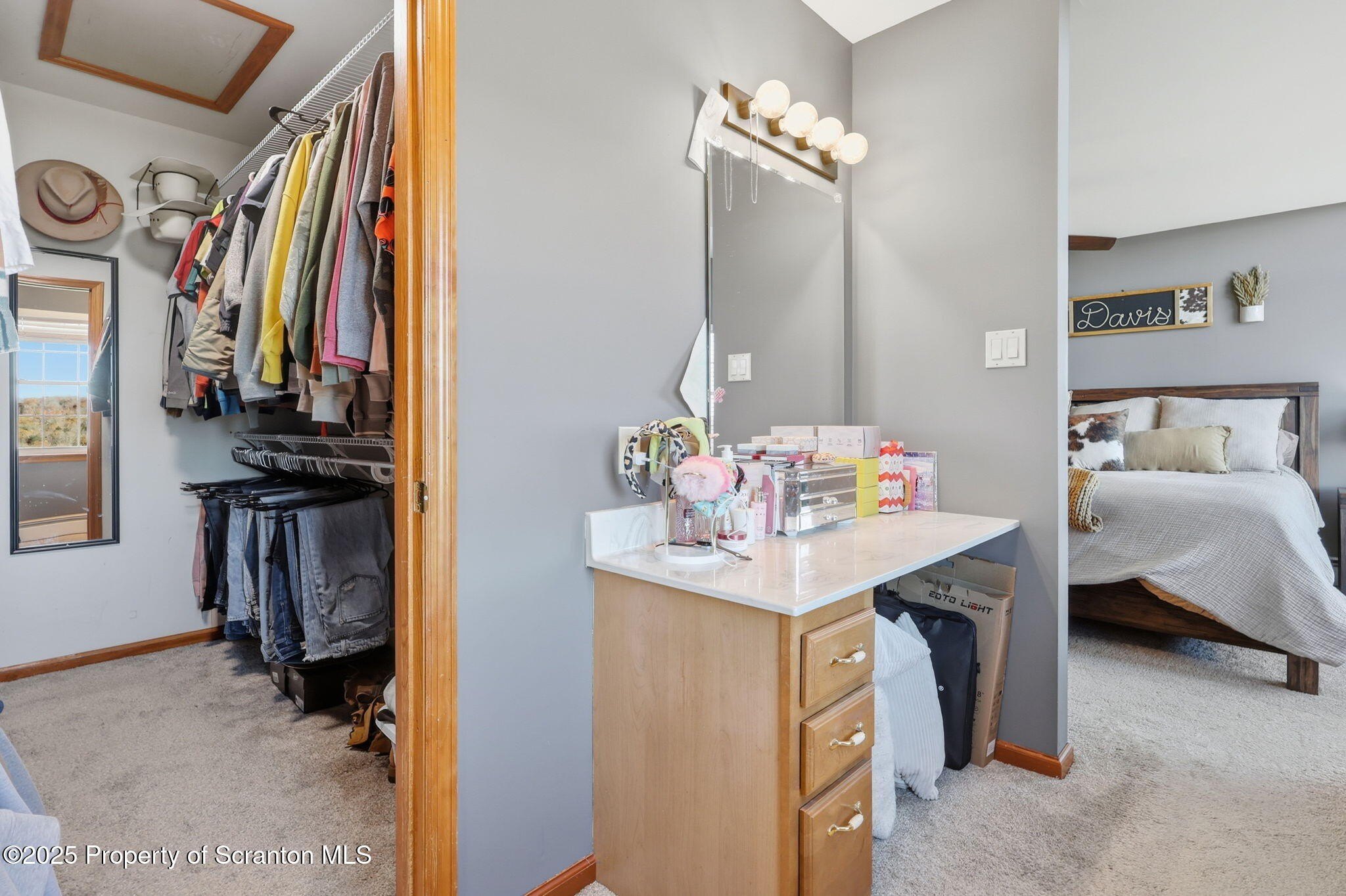 Clifford Twp, Pennsylvania, 18470, United States, 4 Bedrooms Bedrooms, ,3 BathroomsBathrooms,Residential,For Sale,1978908