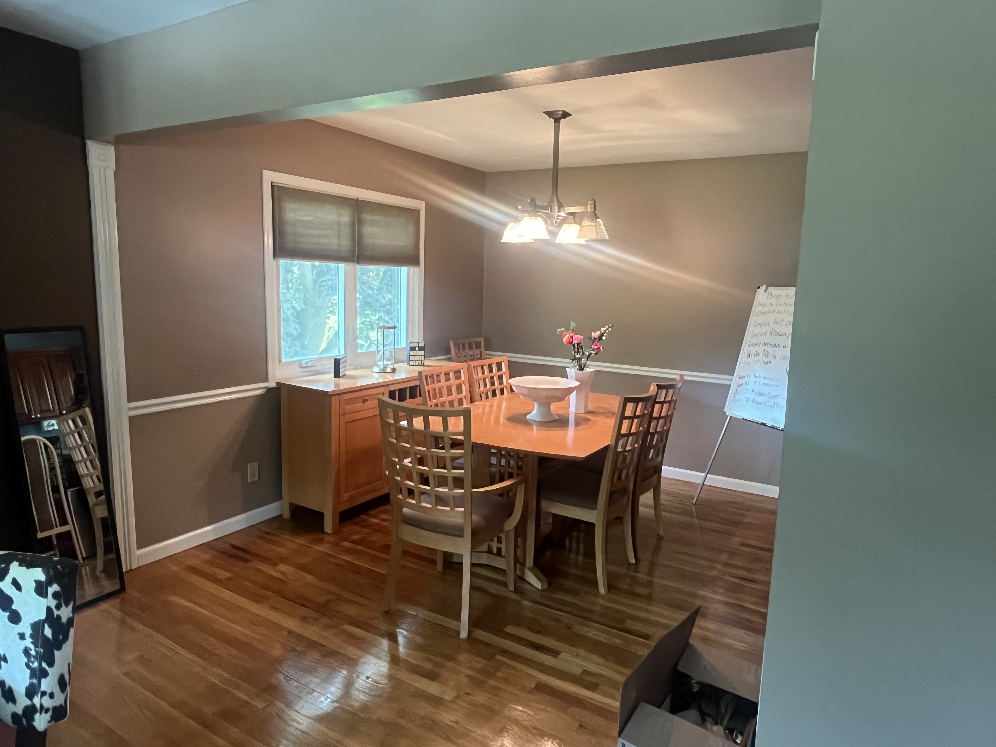 North Babylon, New York, 11703, United States, 4 Bedrooms Bedrooms, ,2 BathroomsBathrooms,Residential,For Sale,1866657